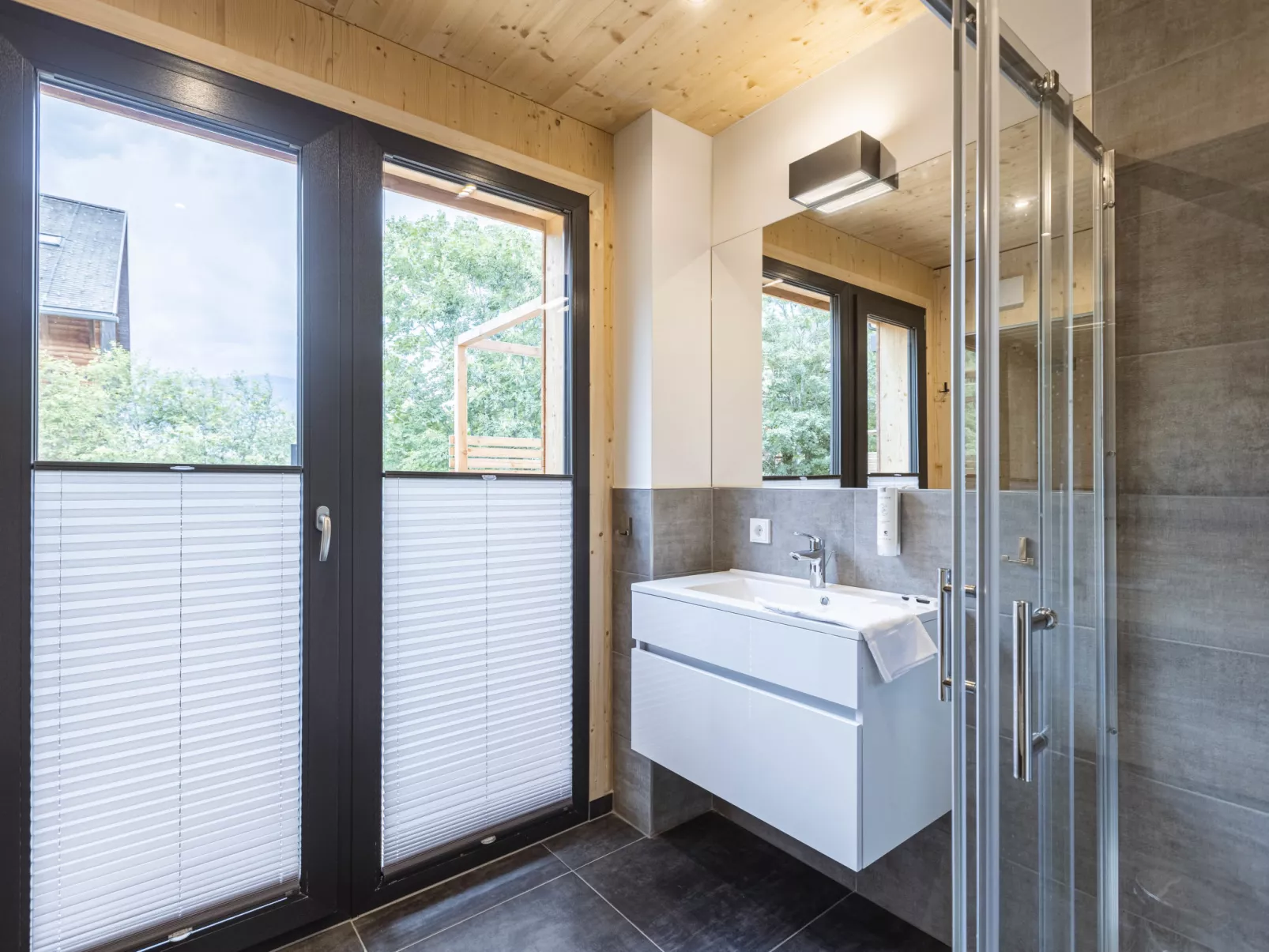 Penthouse # 3c mit Sauna&Außenbadewanne