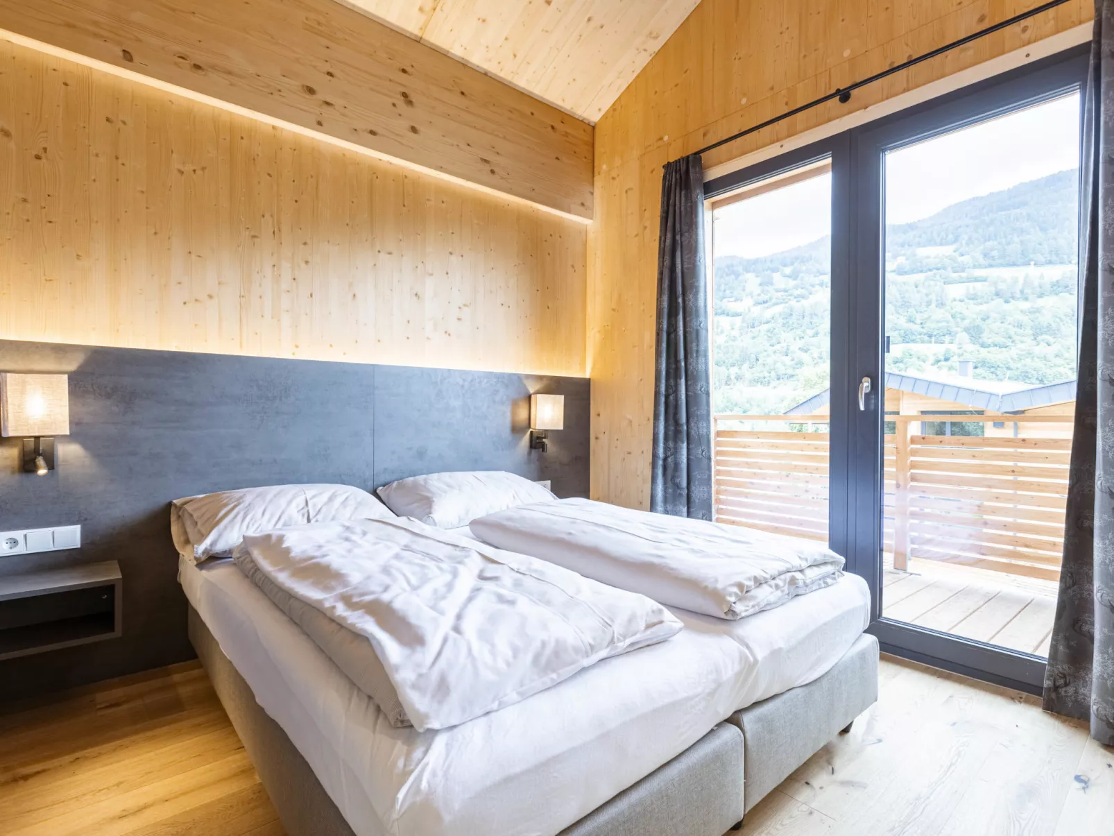 Penthouse # 3c mit Sauna&Außenbadewanne-Inside