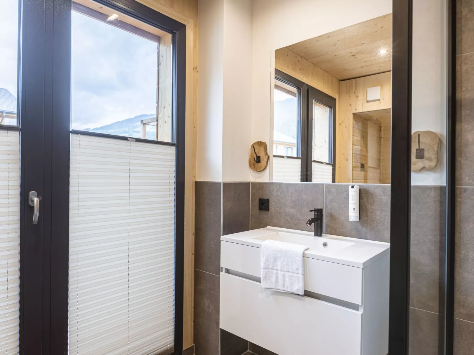 Penthouse # 4b mit Sauna&Außenbadewanne-Inside