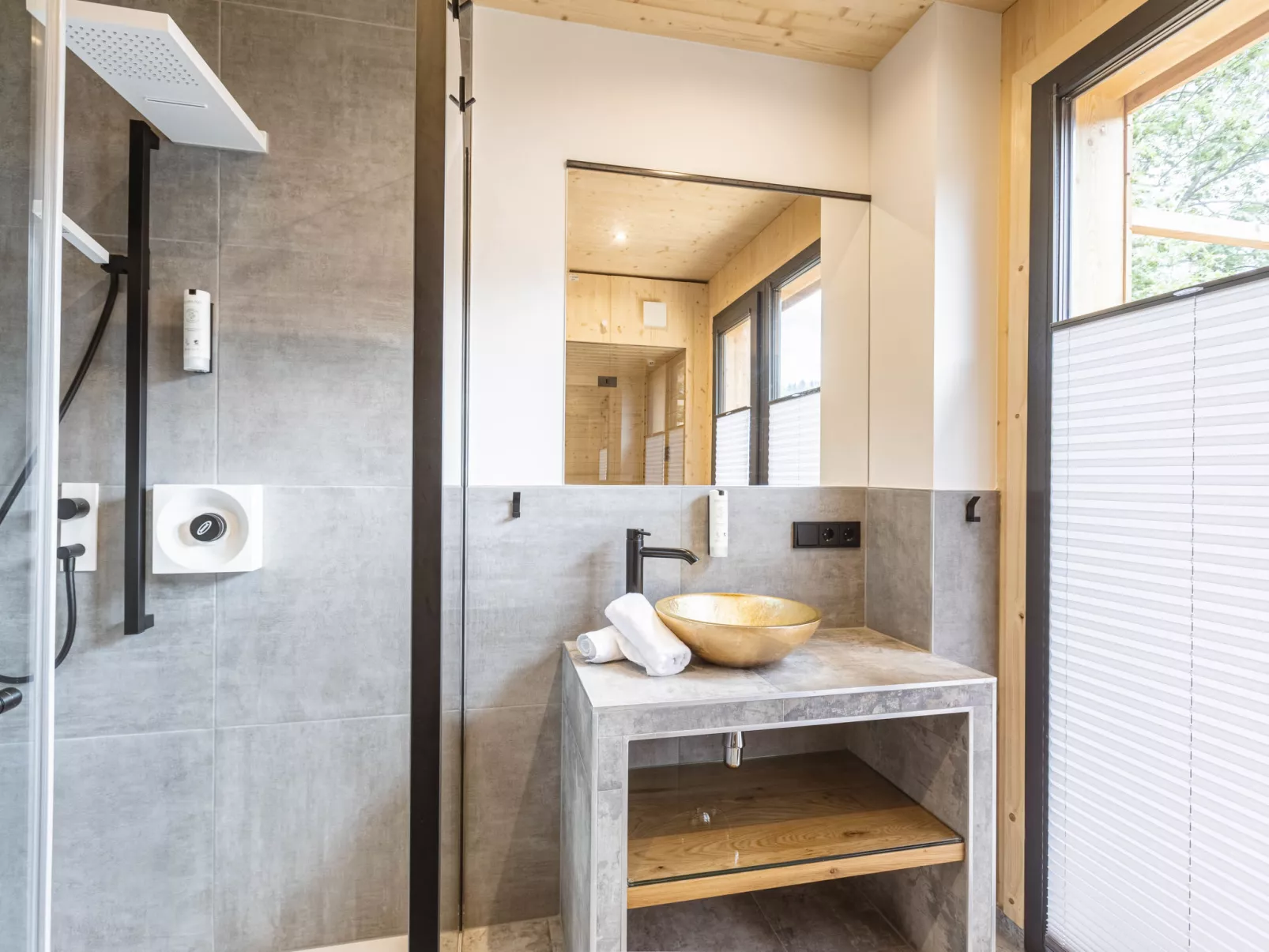 Penthouse # 4c mit Sauna&Außenbadewanne-Inside