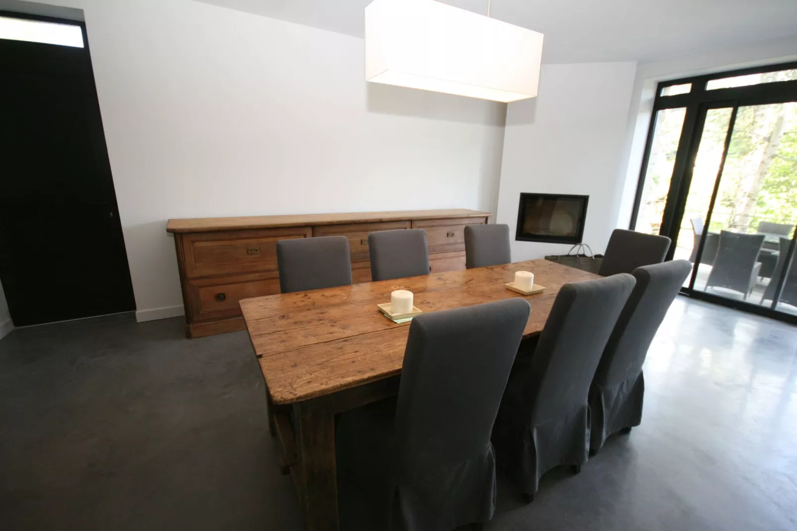 Sur les Quais-Salle à manger