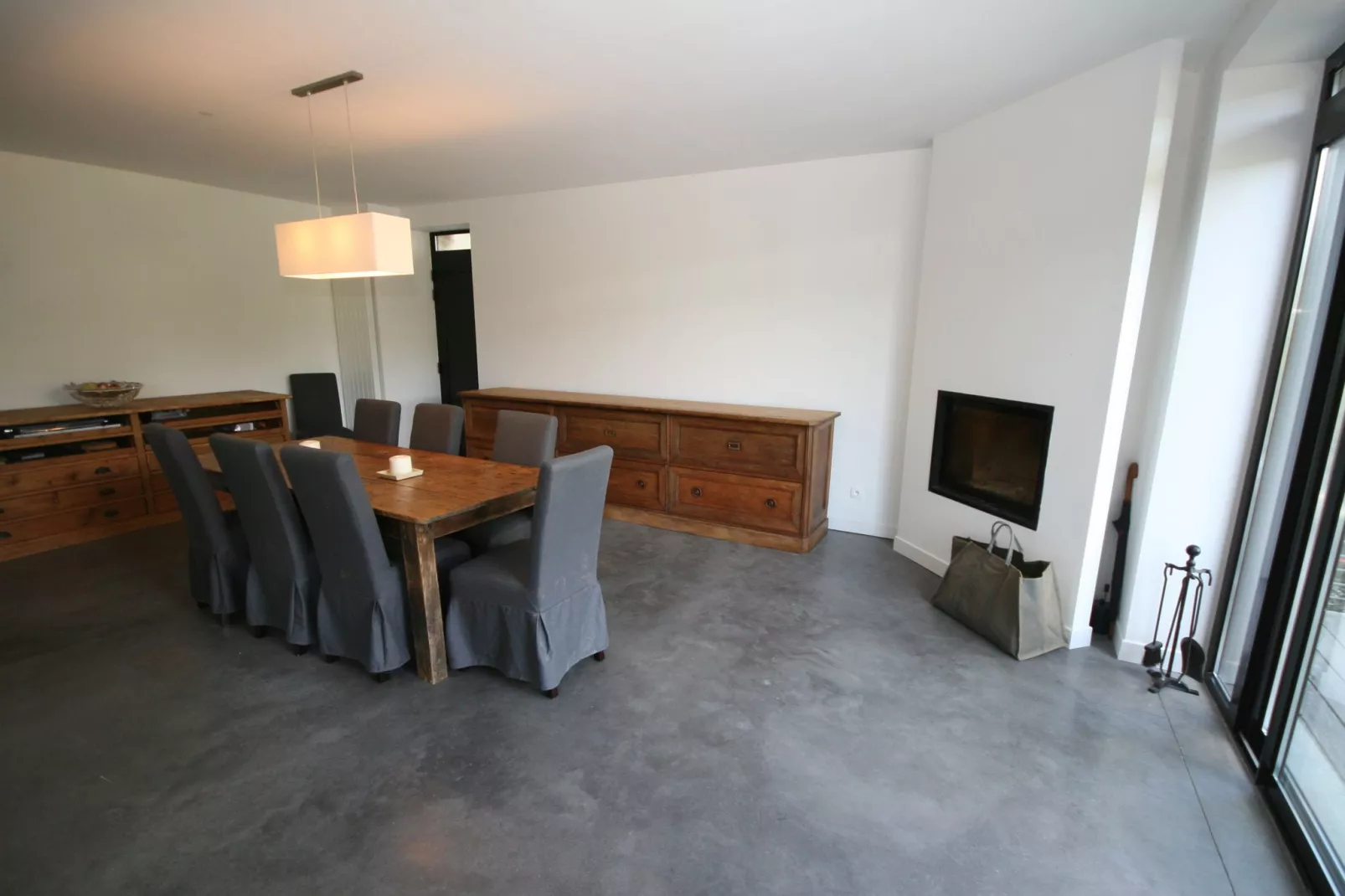 Sur les Quais-Salle à manger