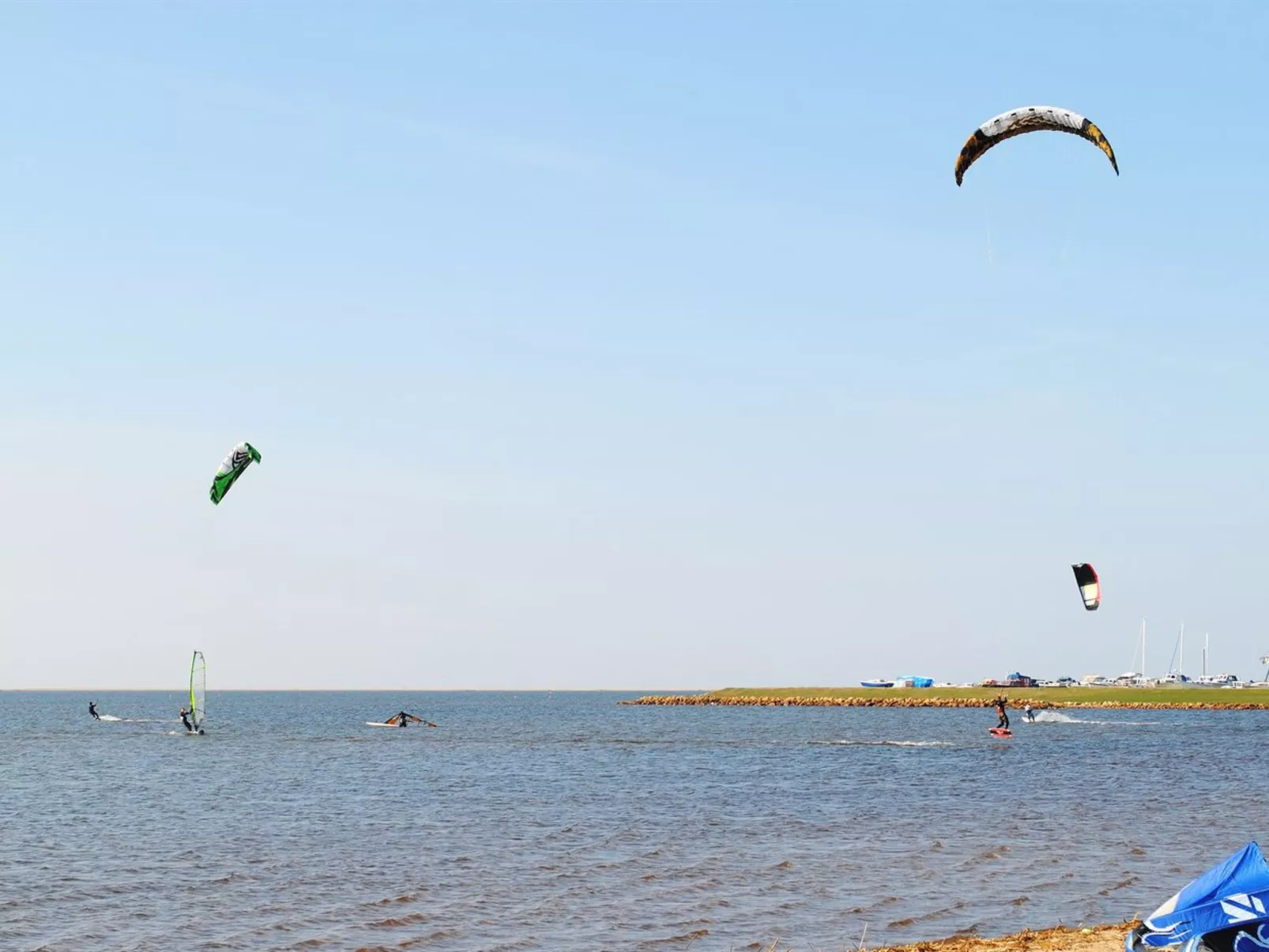 "Munder" - 1.2km to the inlet-Outside
