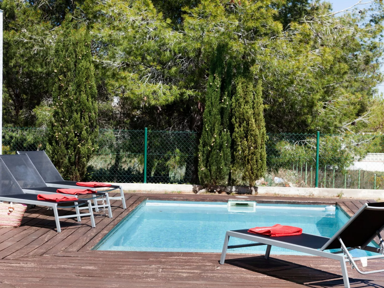 Villa Luxor-Outside
