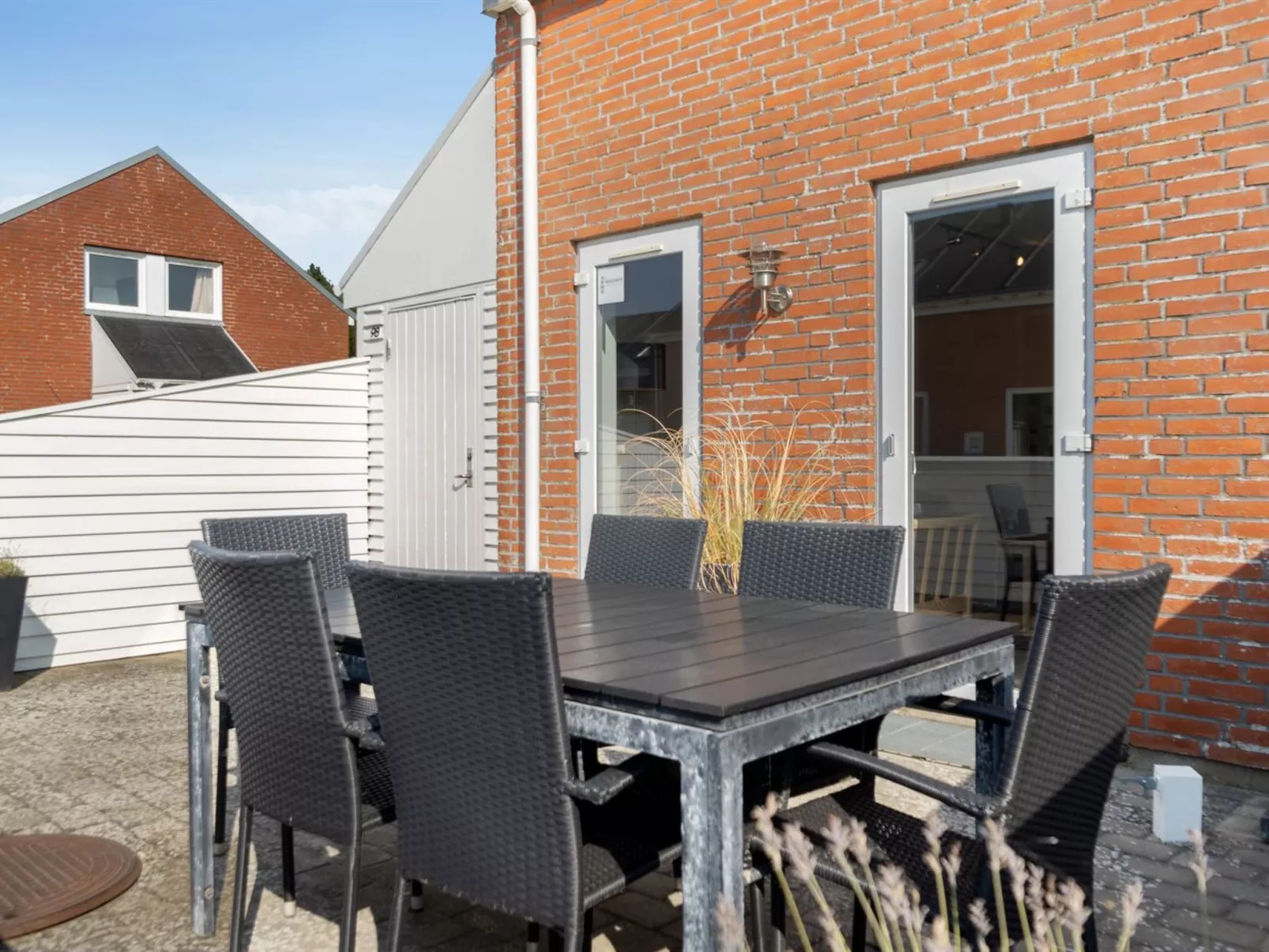"Byriel" - 2.3km from the sea-Outside