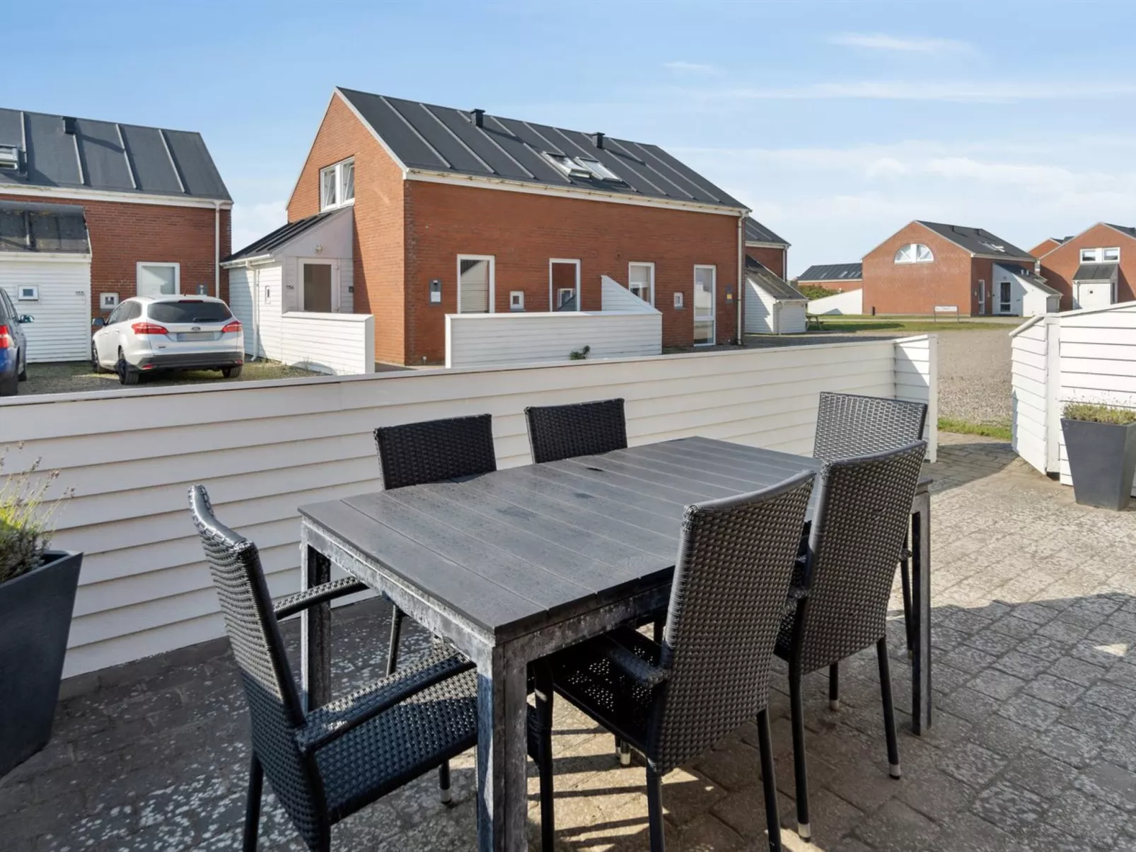 "Byriel" - 2.3km from the sea-Outside