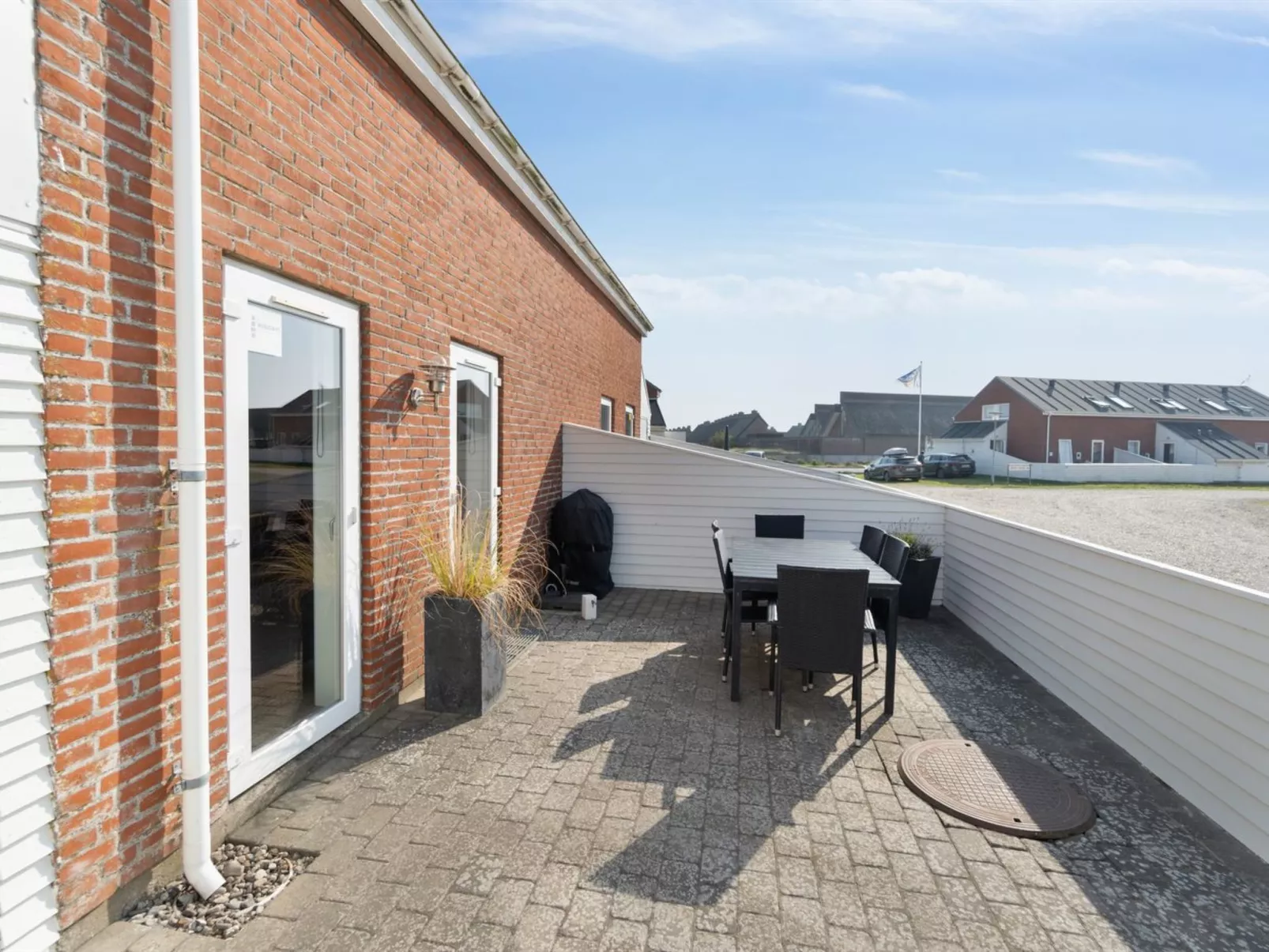 "Byriel" - 2.3km from the sea-Outside