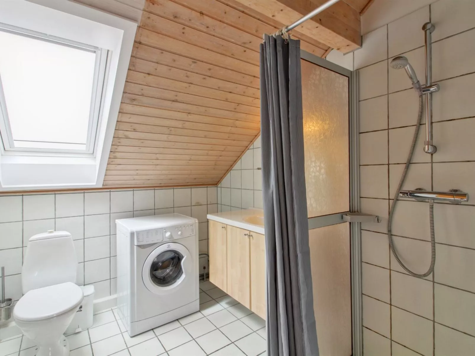 "Rebus" - 2.3km from the sea-Inside