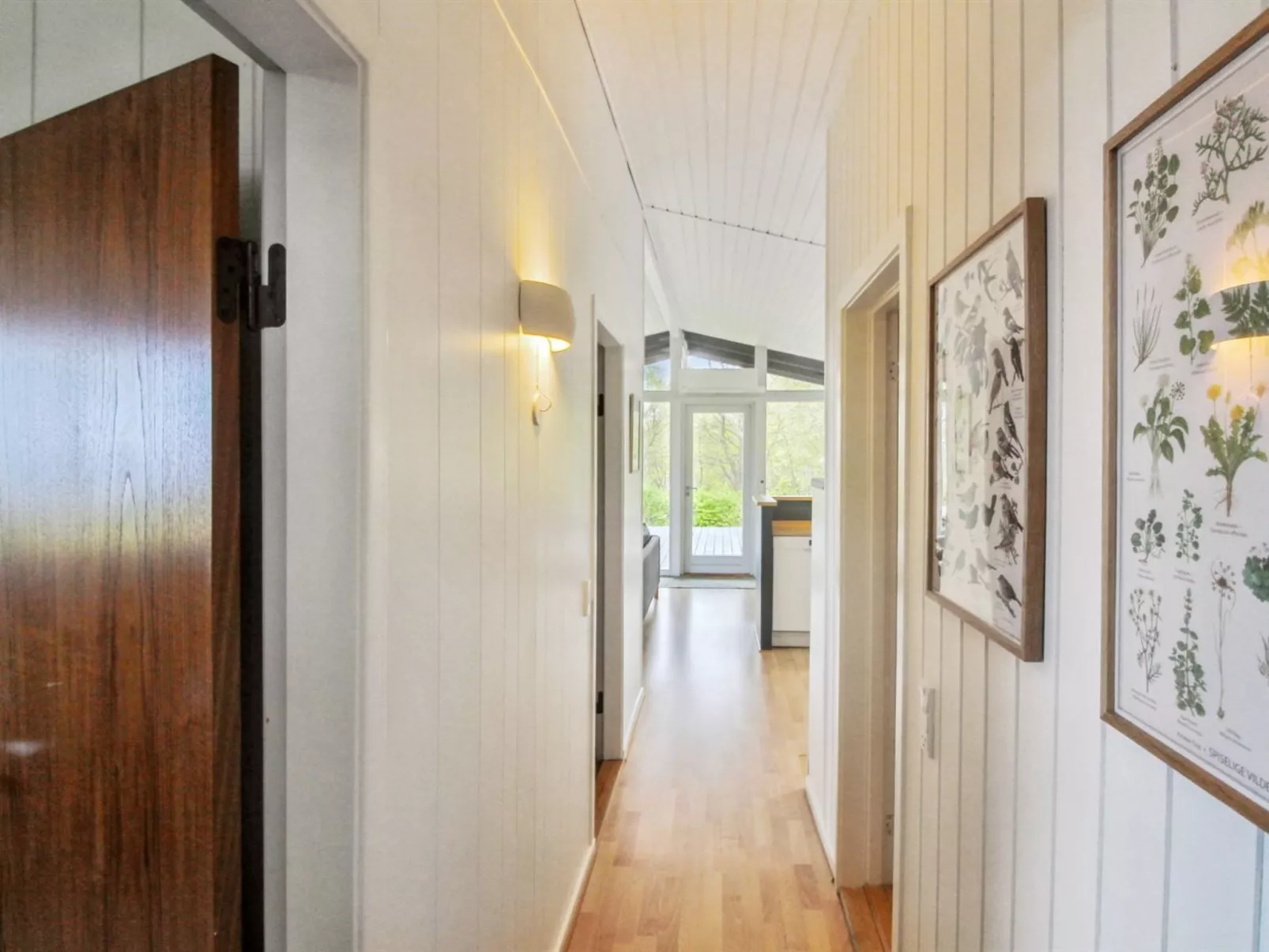"Esben" - 350m from the sea-Inside