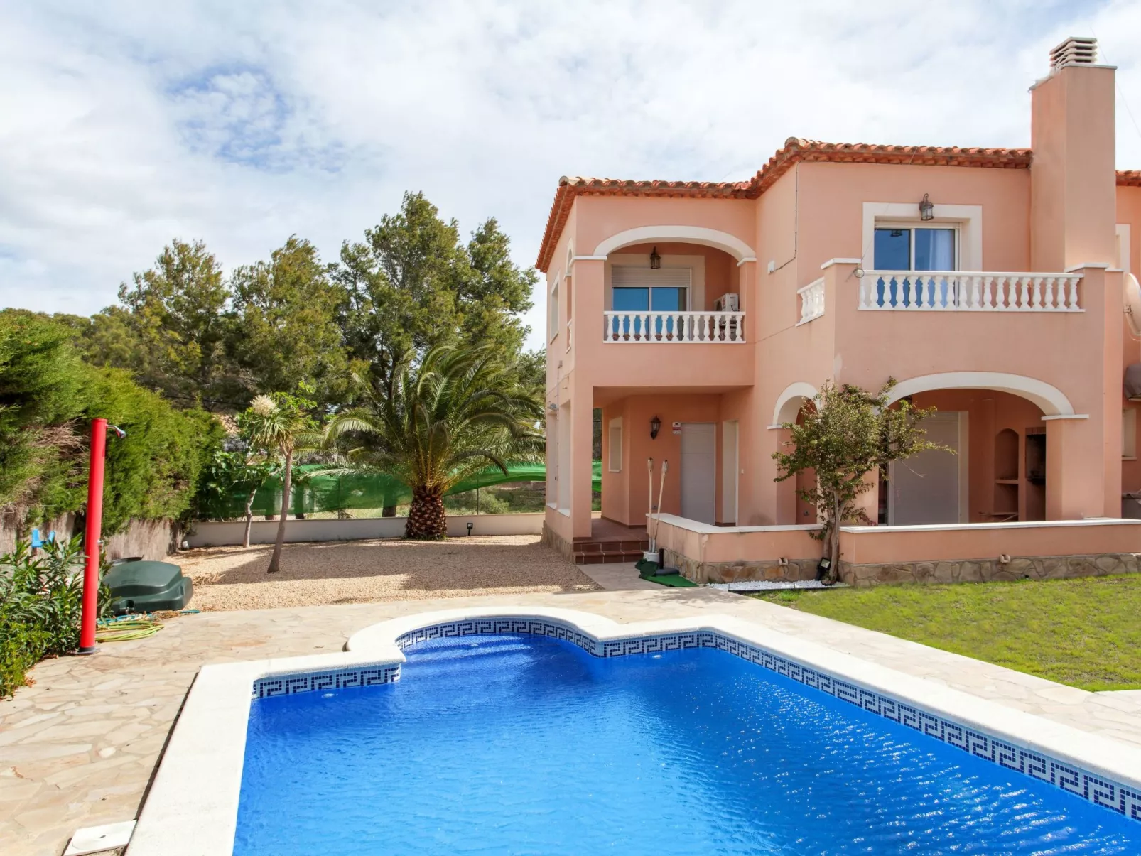 Villa Paraiso-Outside