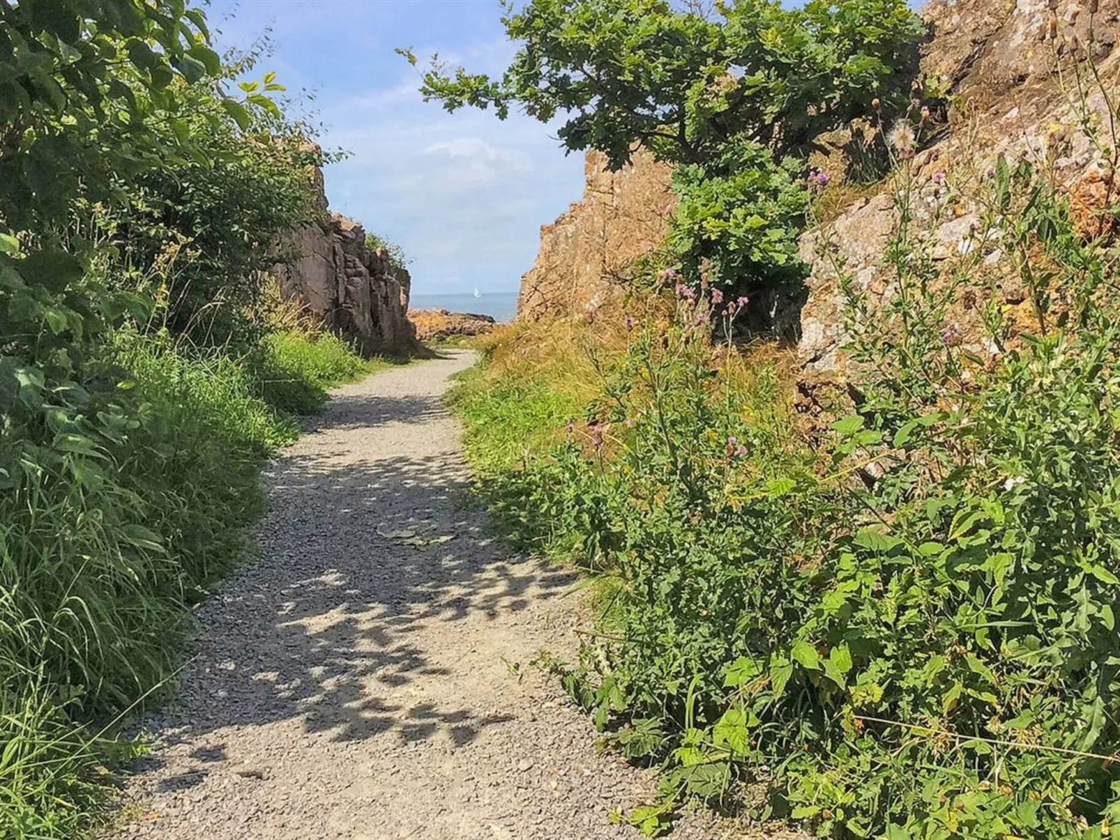 "Ayk" - 400m from the sea-Draußen