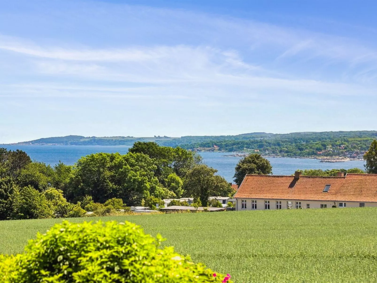"Ayk" - 400m from the sea-Draußen