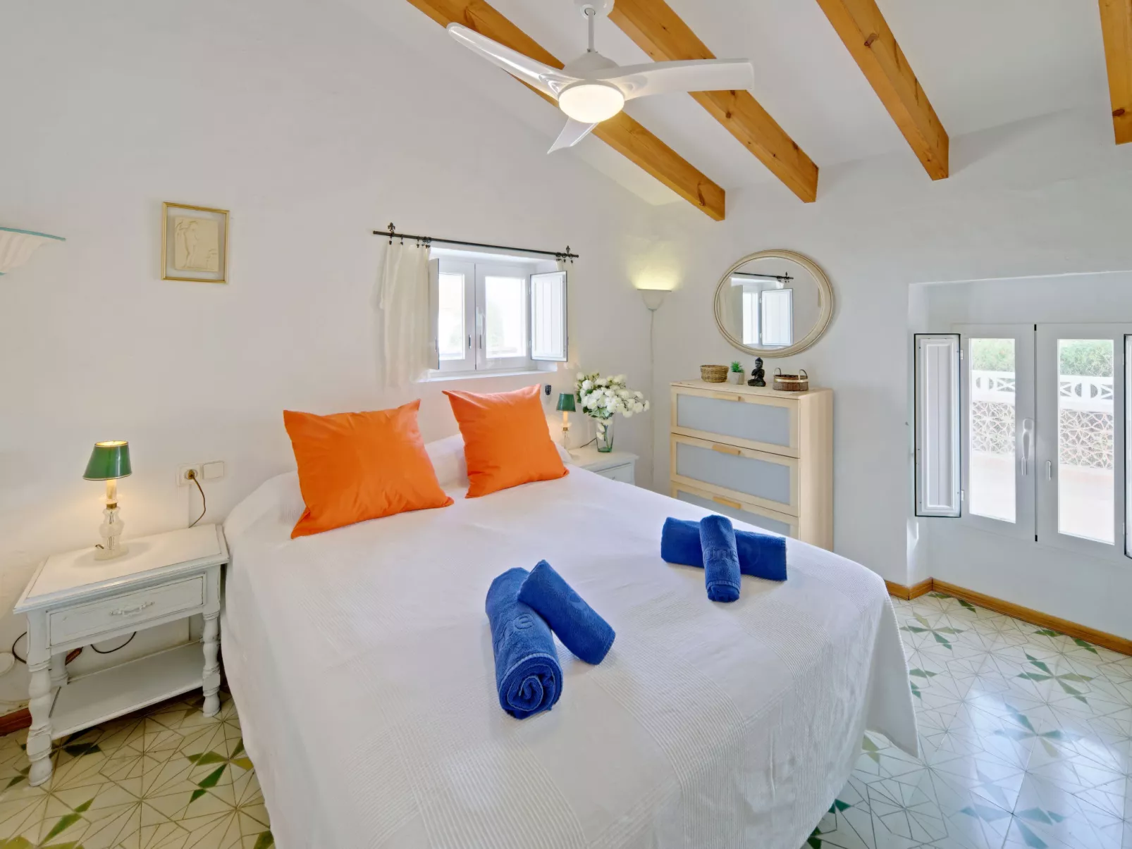 Casa Germaine-Inside