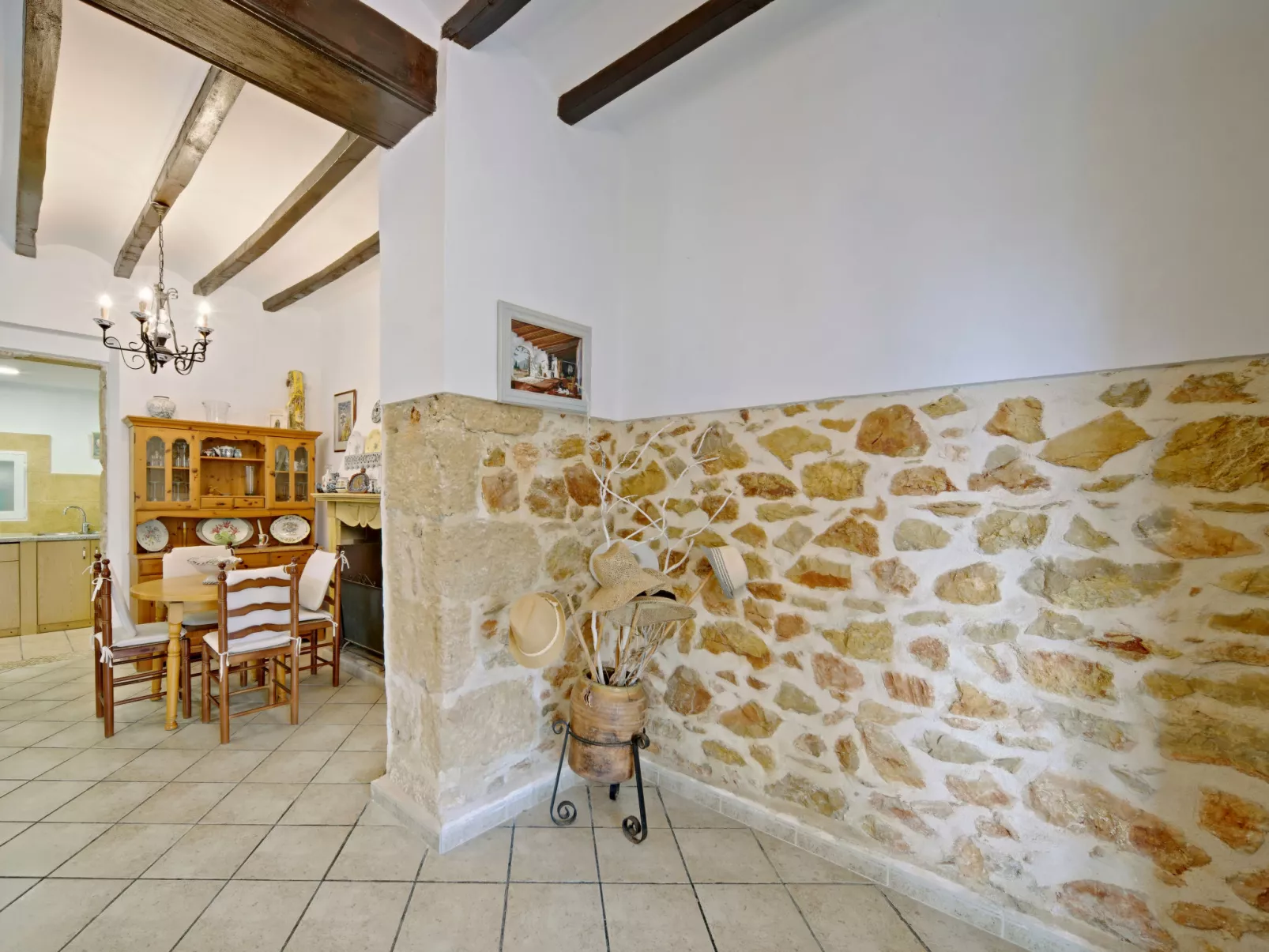 Casa Germaine-Inside