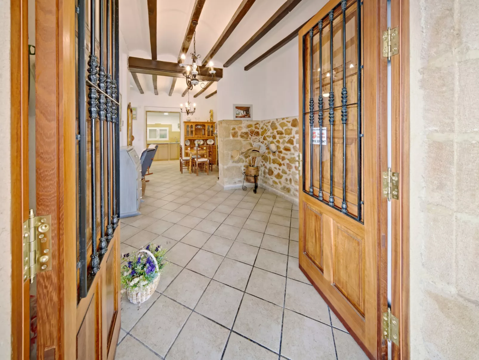 Casa Germaine-Inside