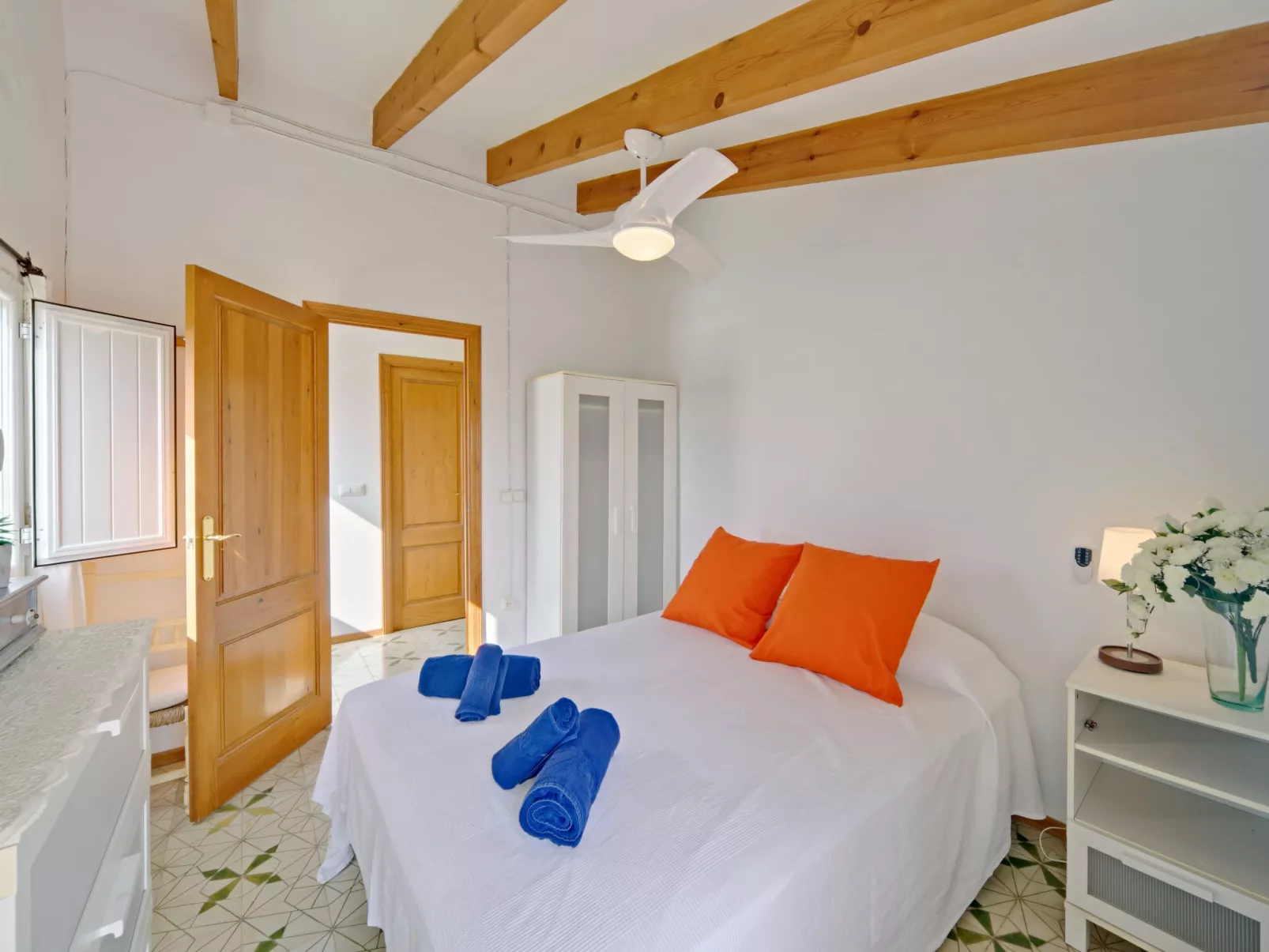 Casa Germaine-Inside