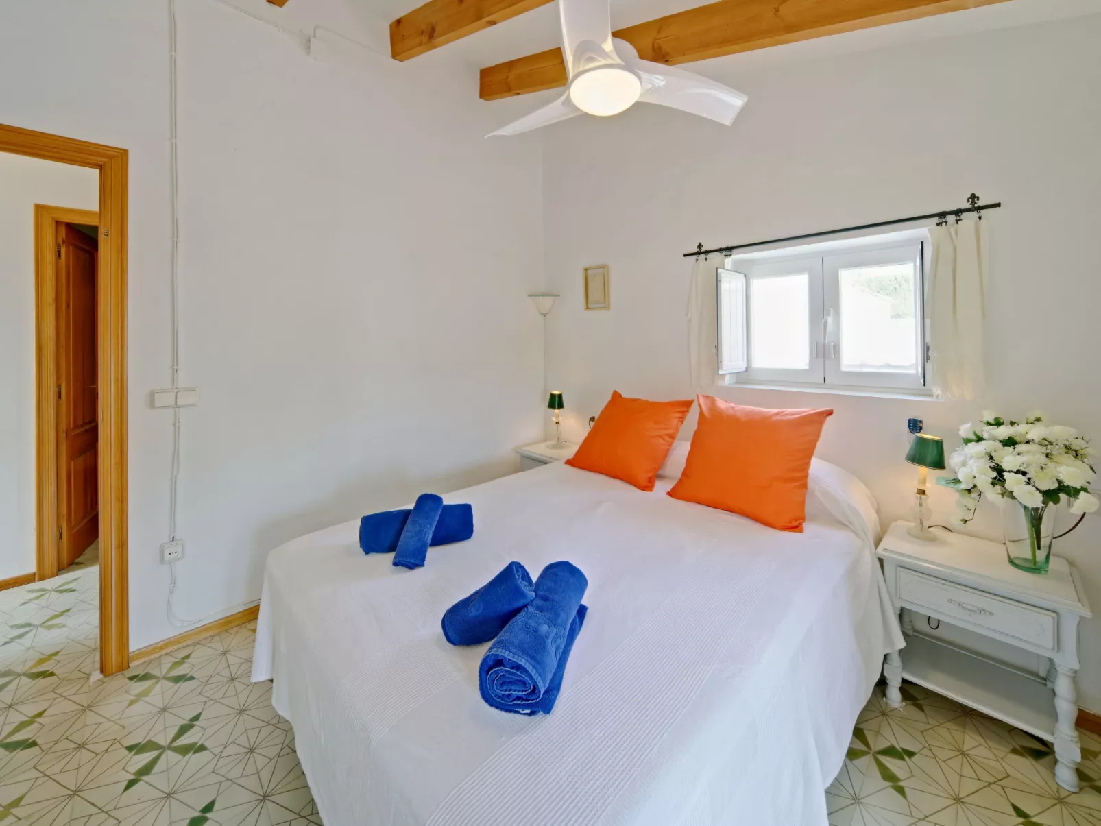 Casa Germaine-Inside