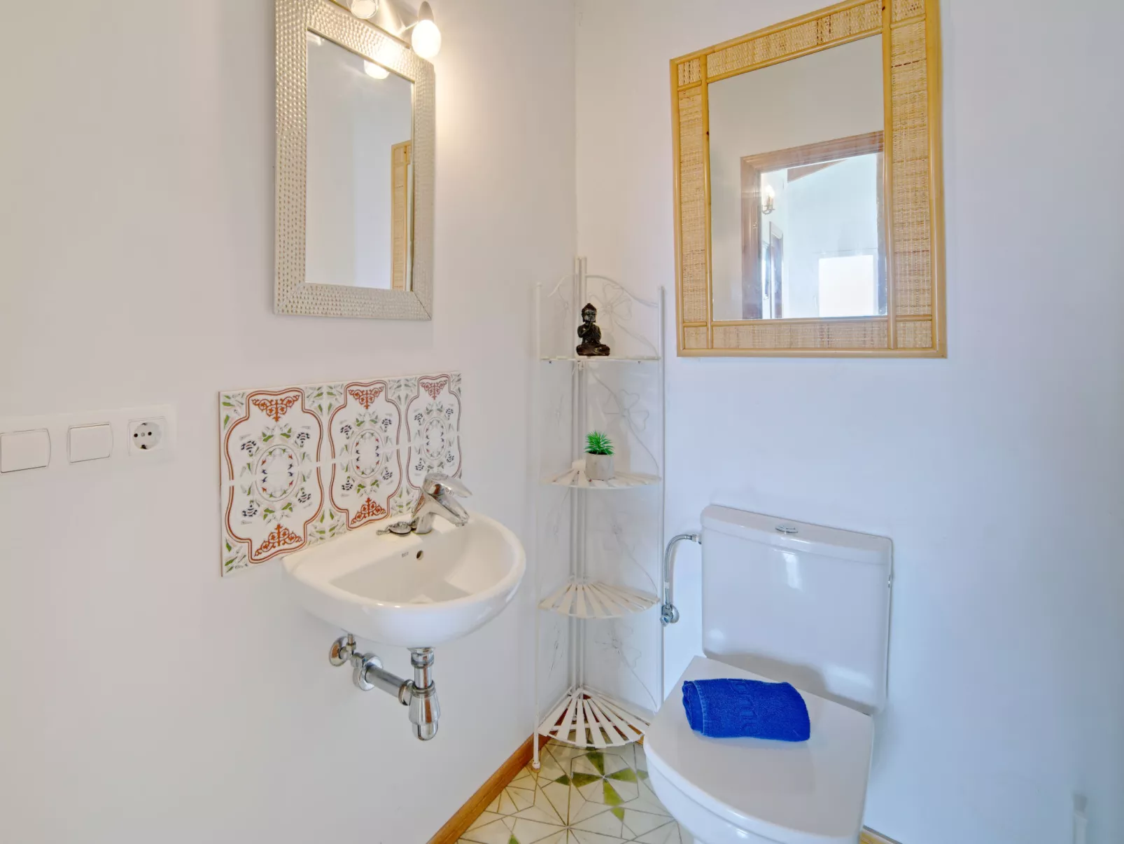 Casa Germaine-Inside