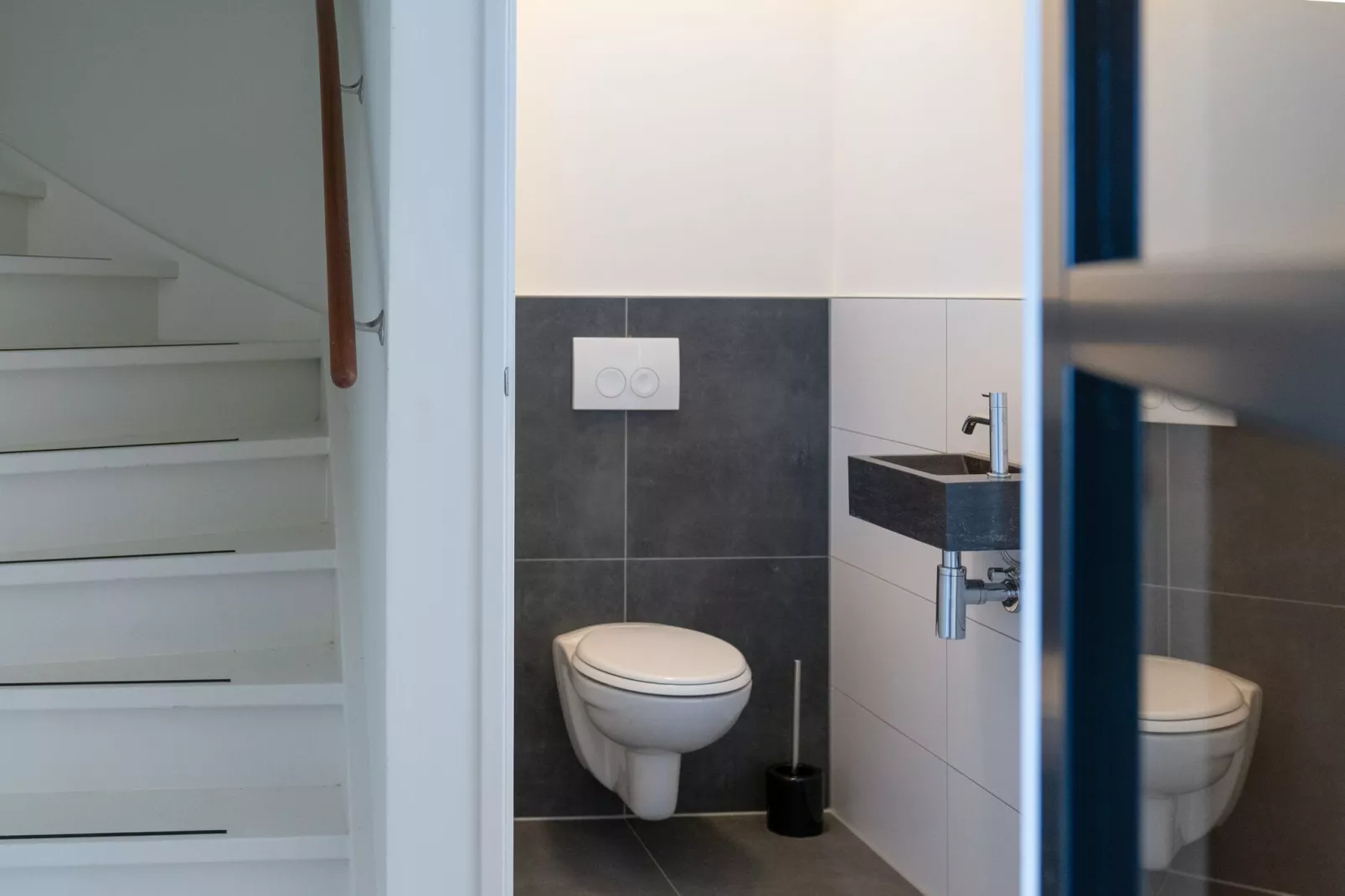 Friese Villa 7 in Leons-Bathroom