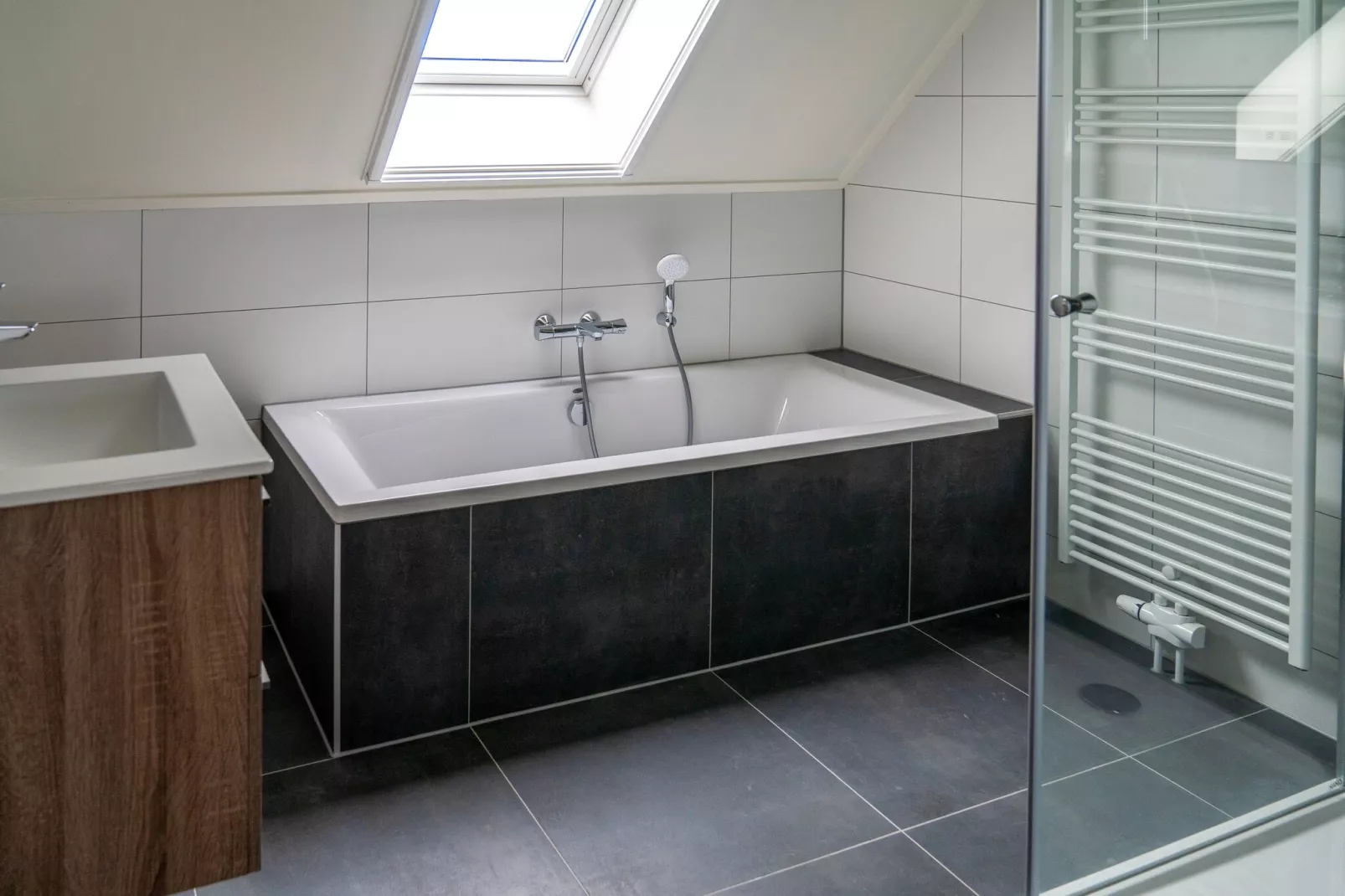 Friese Villa 8 in Leons-Bathroom