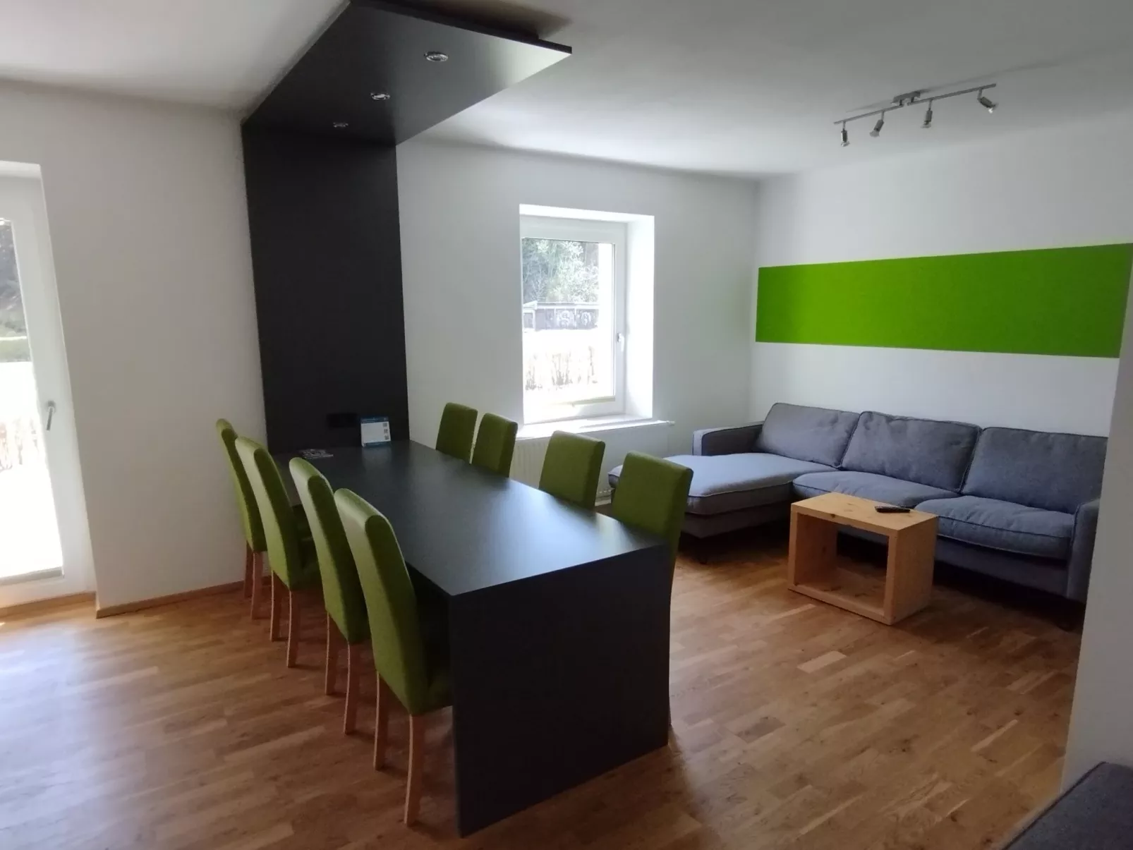 Für bis zu 8 Personen -Inside