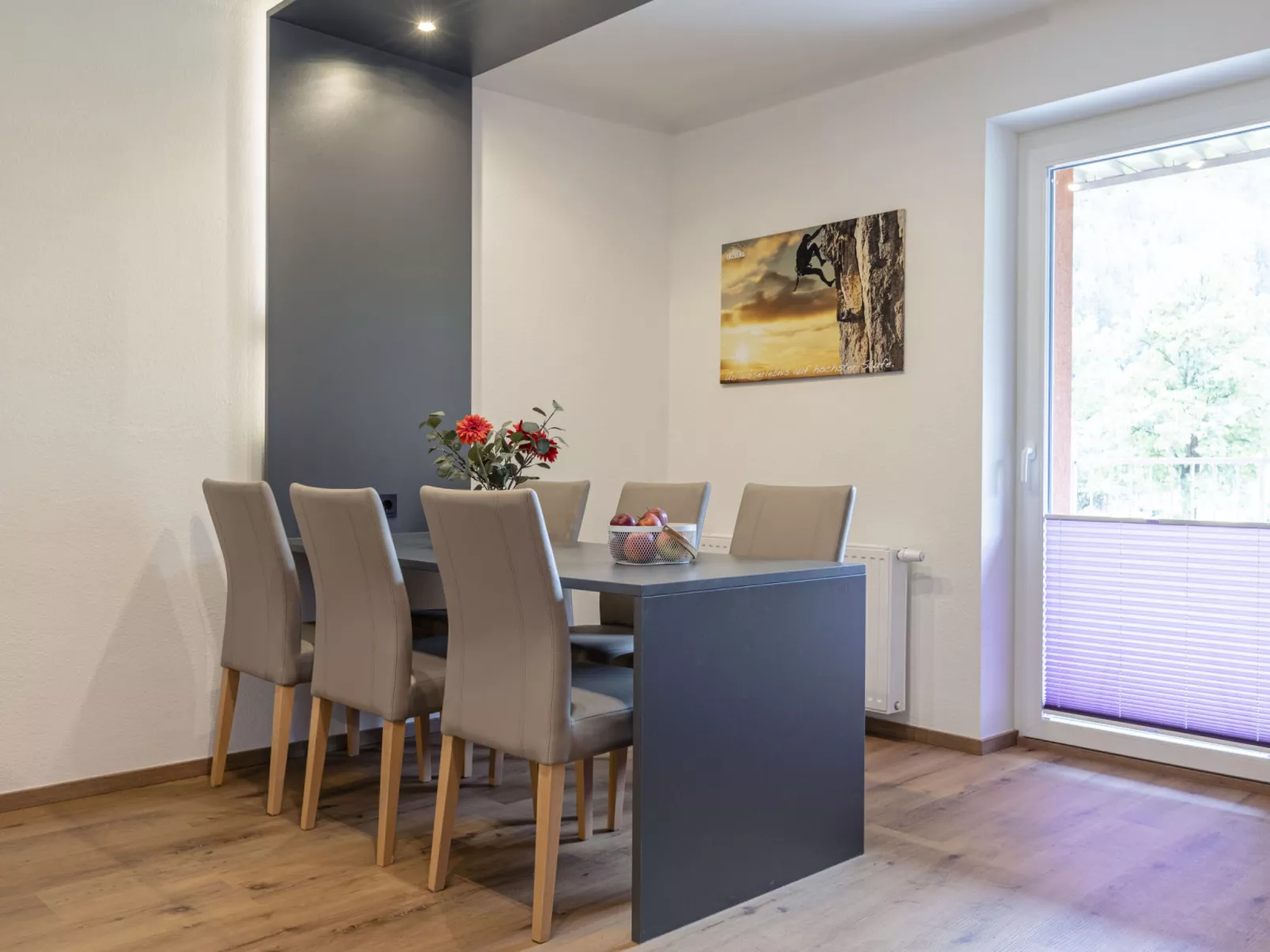 Für bis zu 8 Personen -Inside