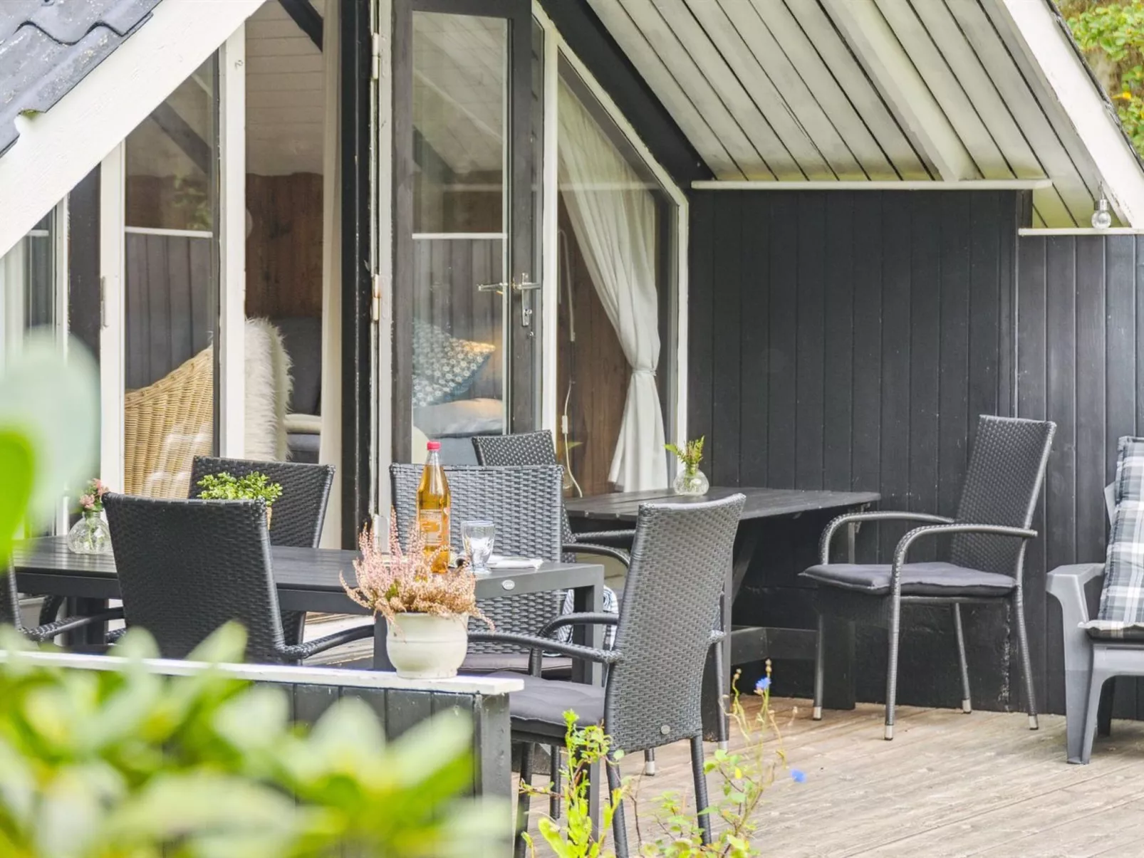 "Tjure" - 900m from the sea-Outside