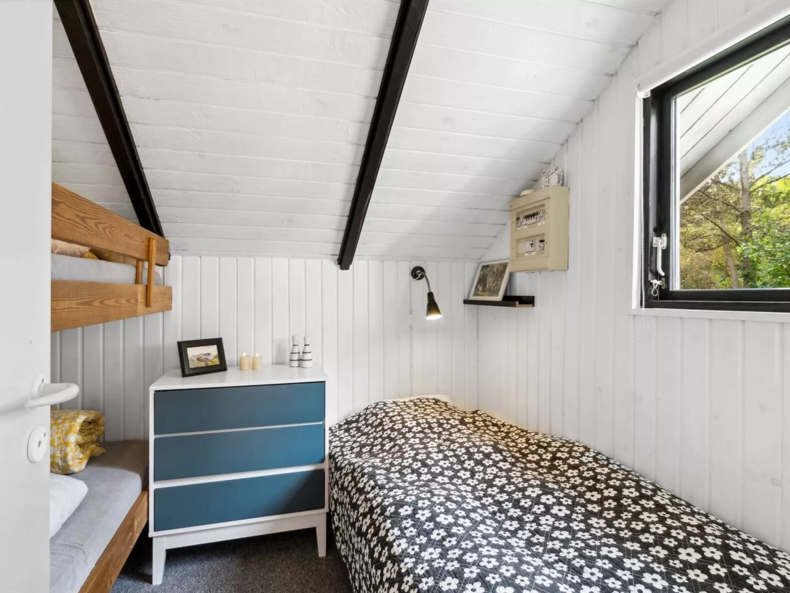 "Tjure" - 900m from the sea-Inside
