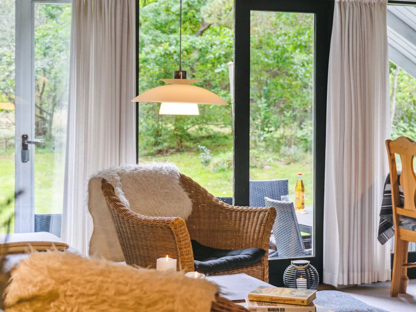 "Tjure" - 900m from the sea-Inside