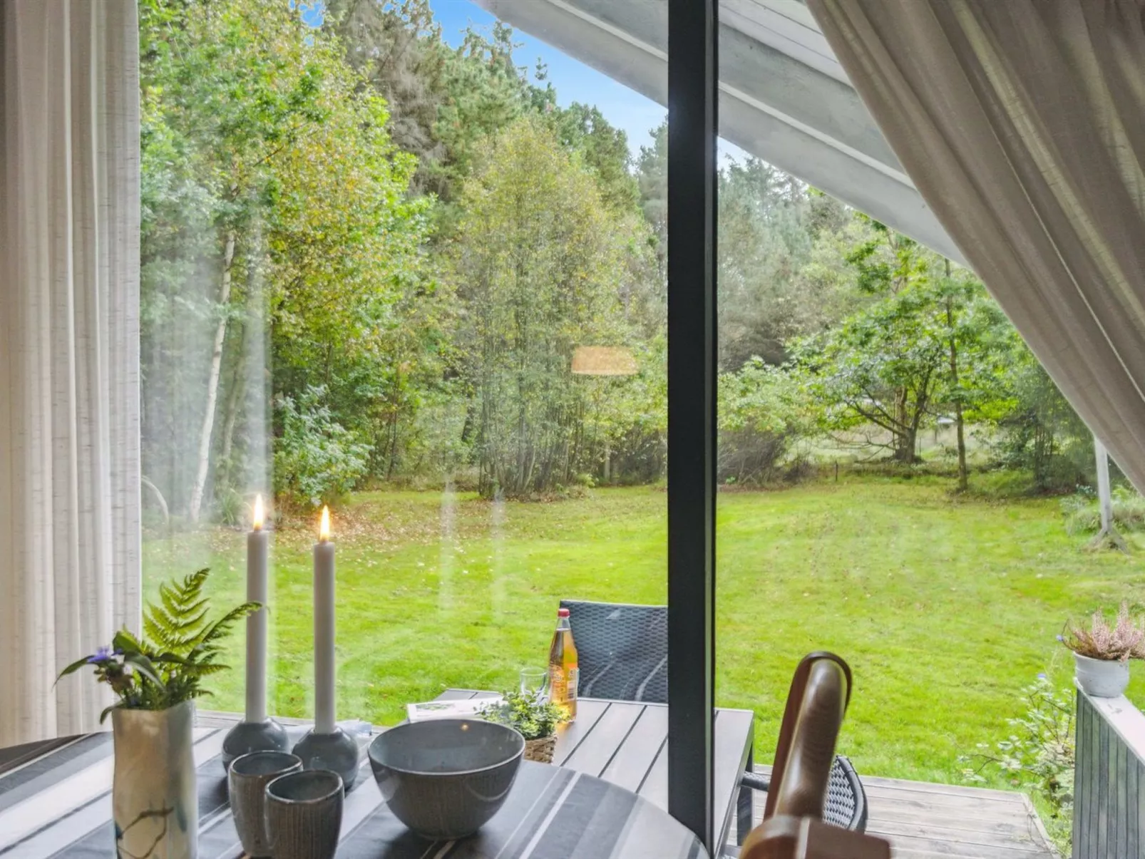 "Tjure" - 900m from the sea-Inside