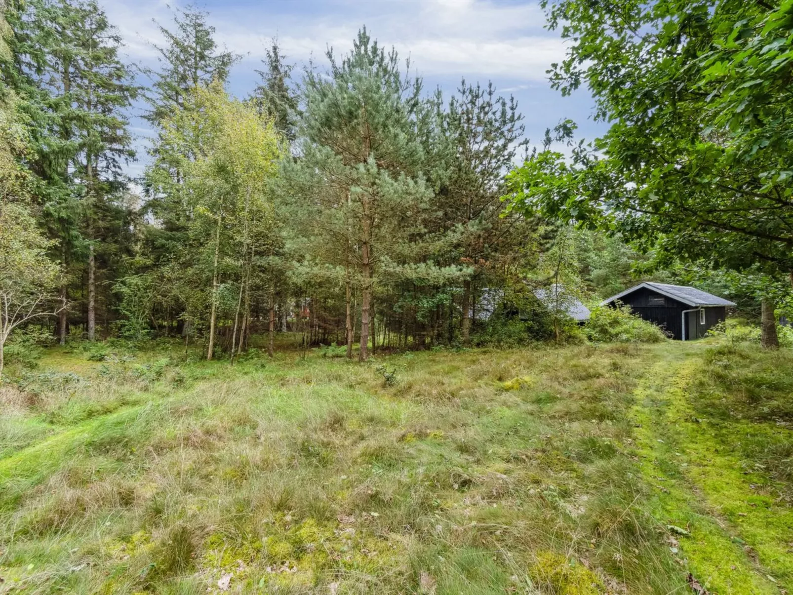 "Tjure" - 900m from the sea-Outside