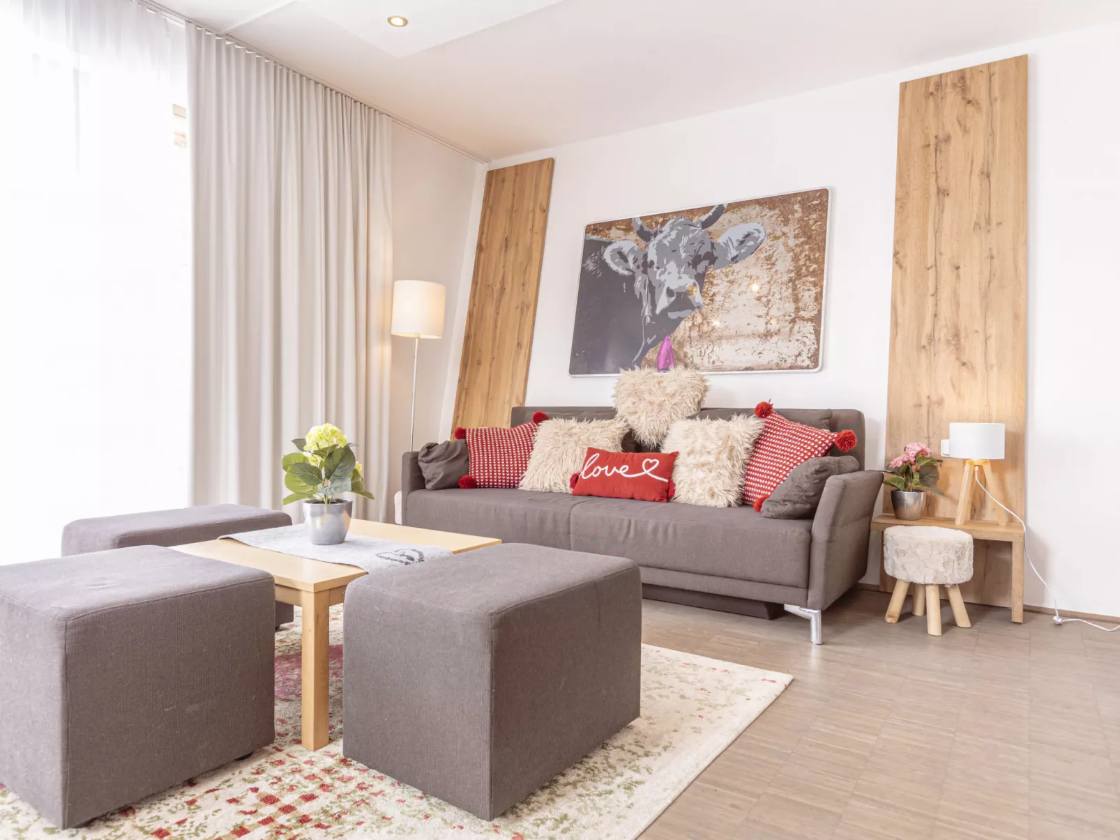 Mit 2 Schlafzimmern,Dachterrasse&Sauna-Drinnen