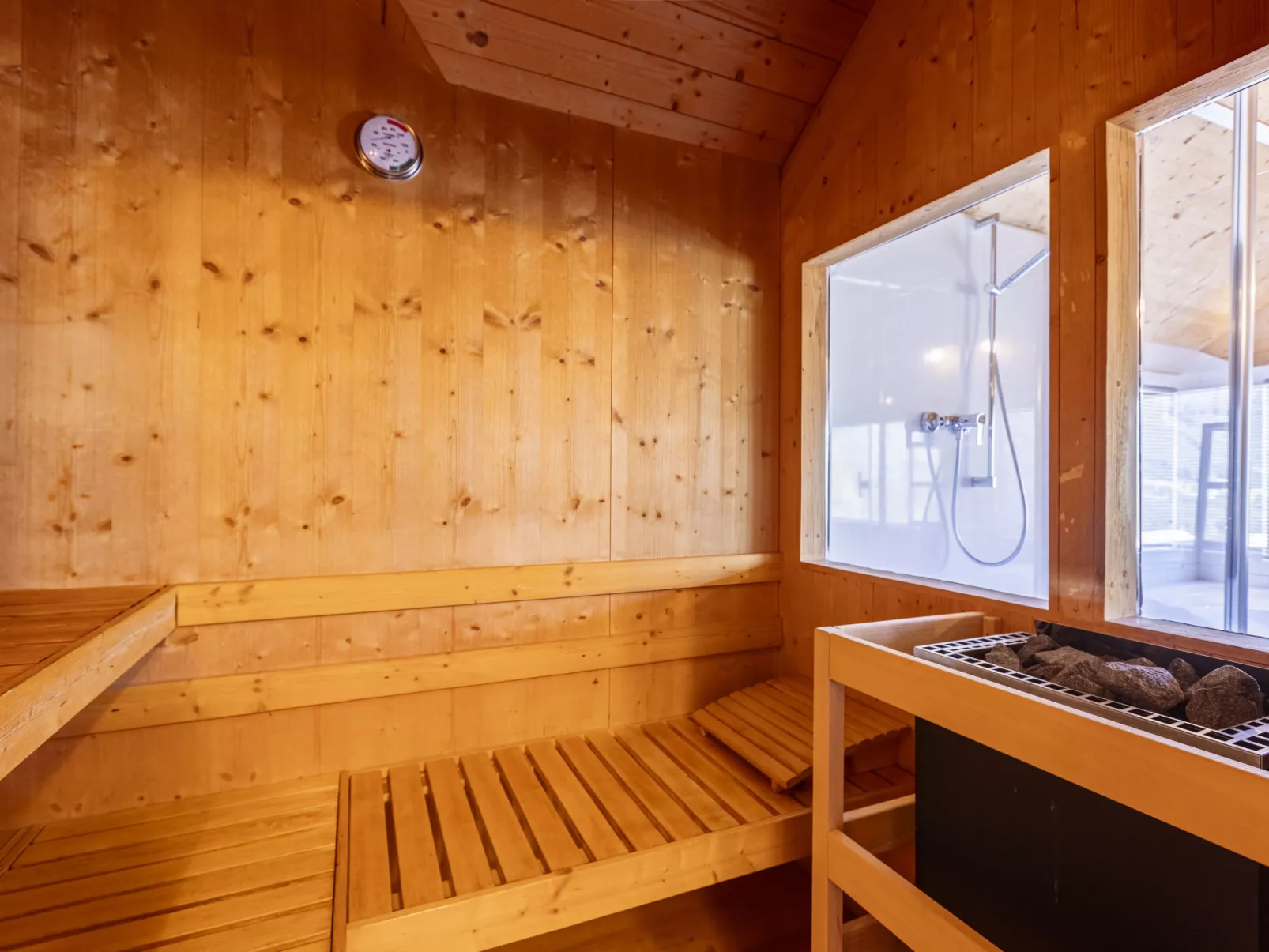 Premium #18 mit Sauna&Sprudelbad-Dedans