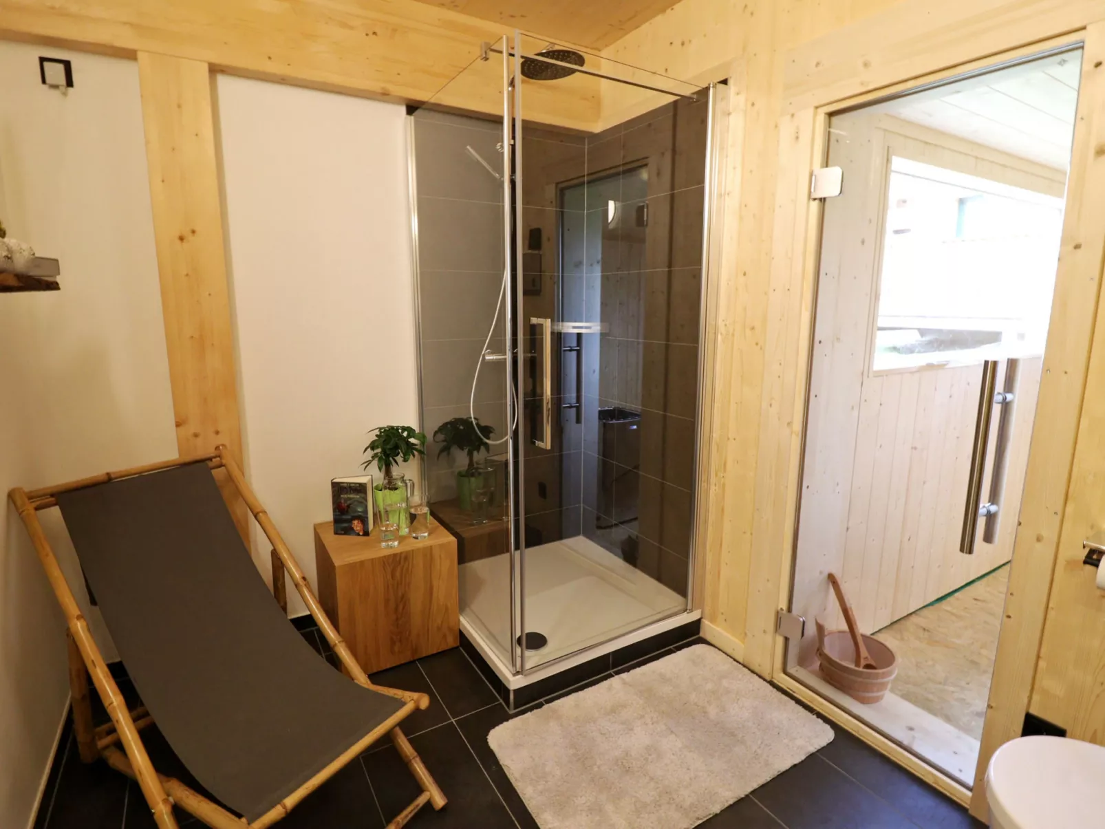 Premium #47 Sauna&Sprudelbad-Inside