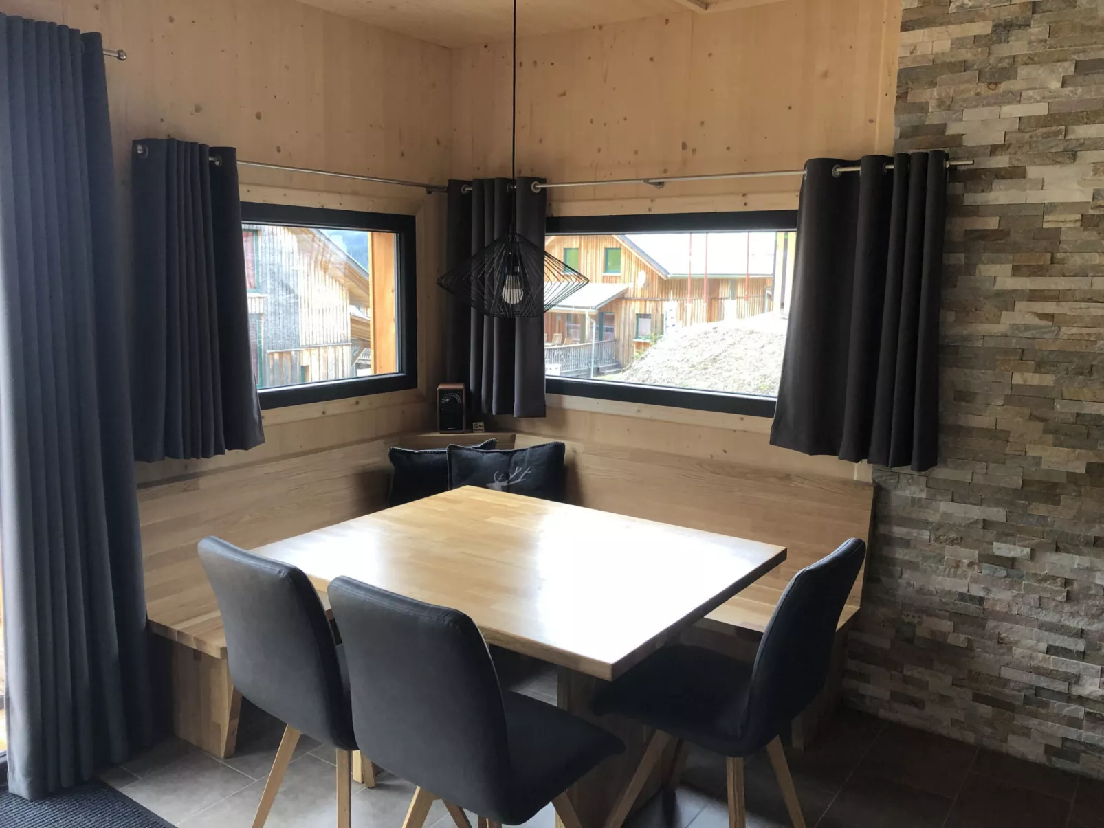 Superior #53 mit 3 Schlafzimmer-Inside