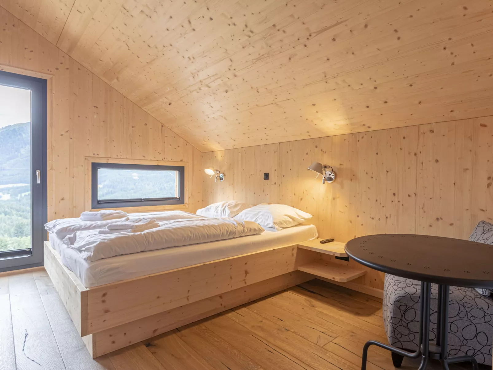 Superior #68 mit IR-Sauna-Inside