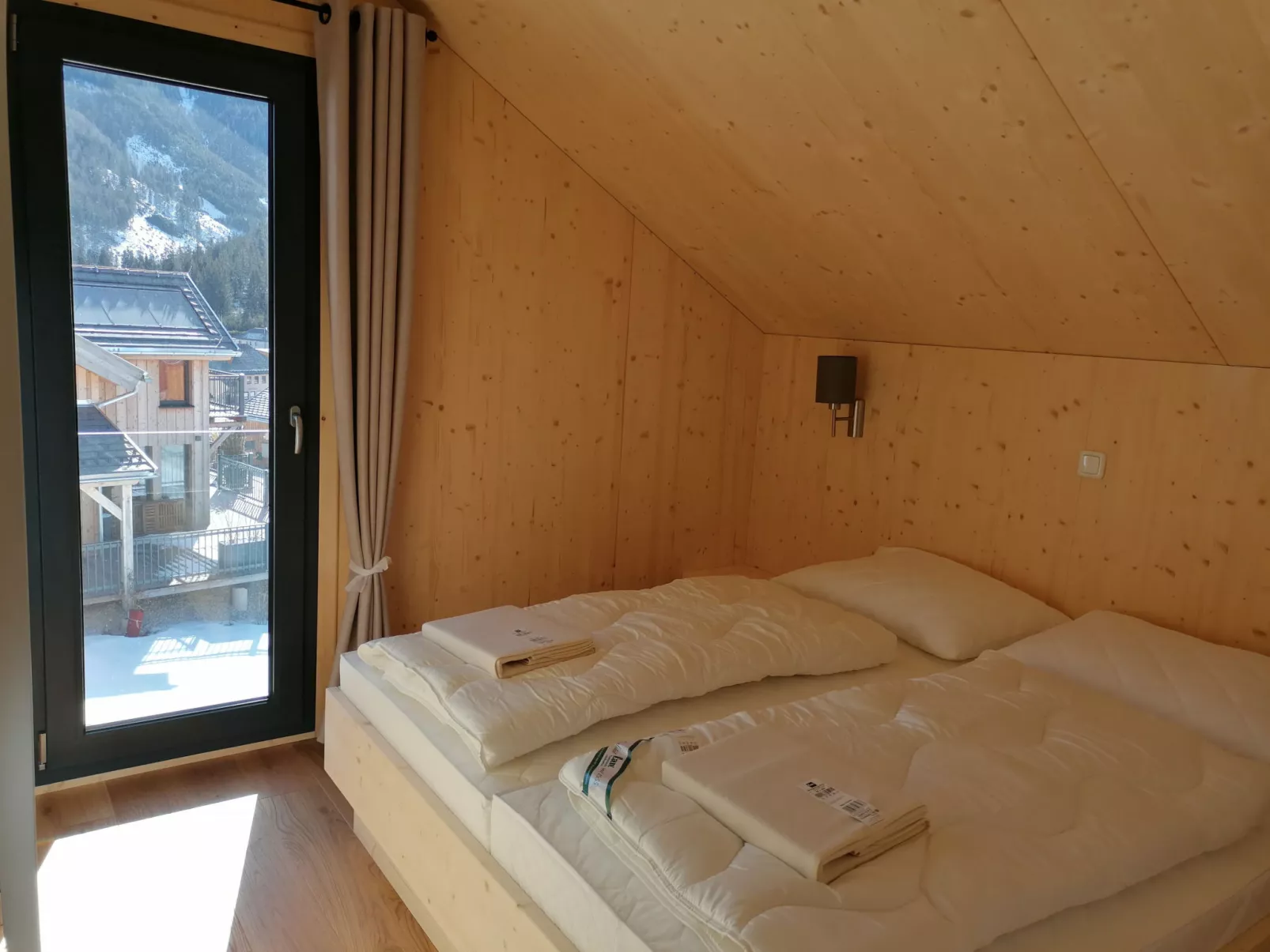 Superior #56 mit IR-Sauna&Sprudelbad-Inside