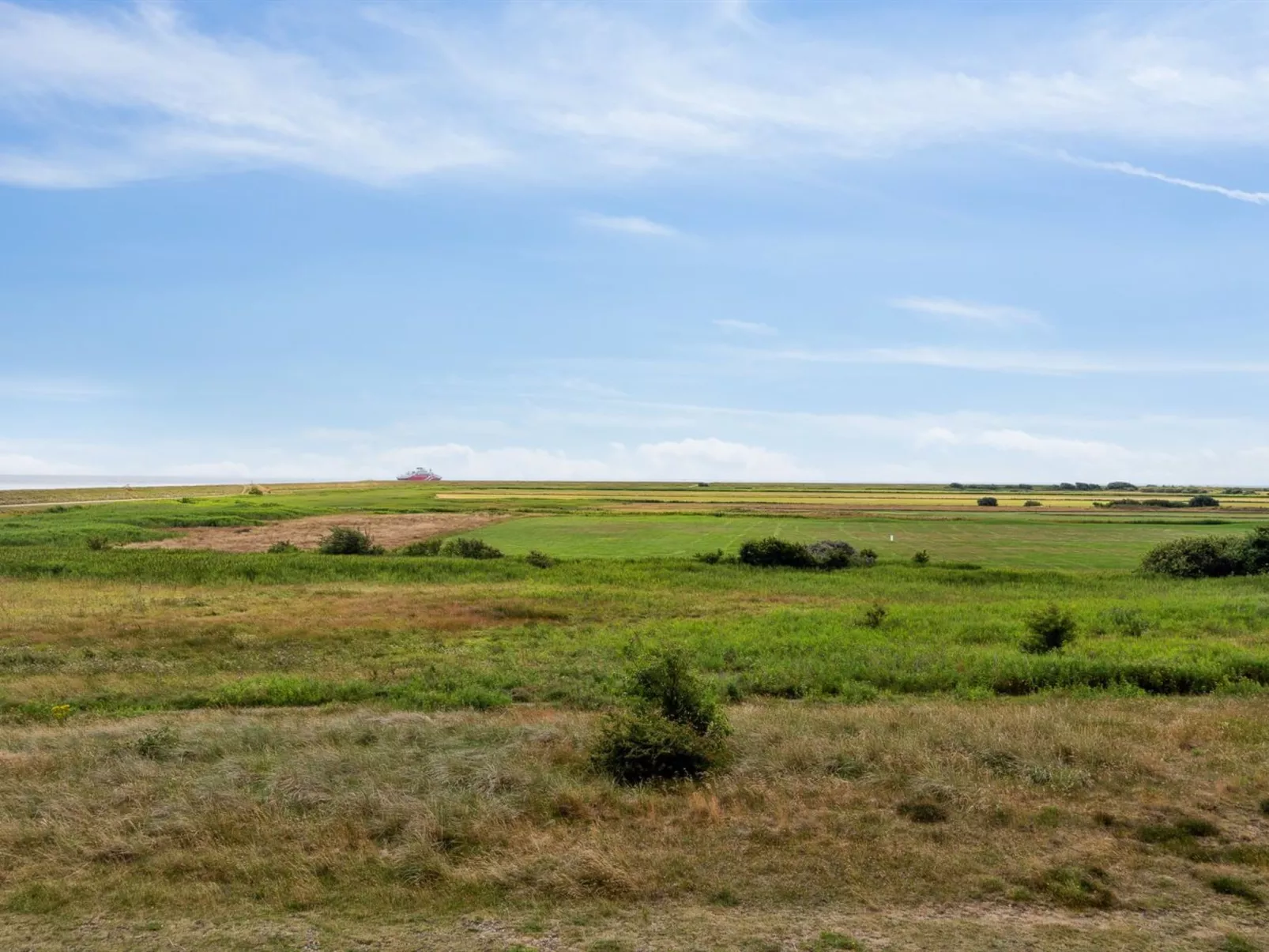 "Ønd" - 2.5km from the sea-Outside