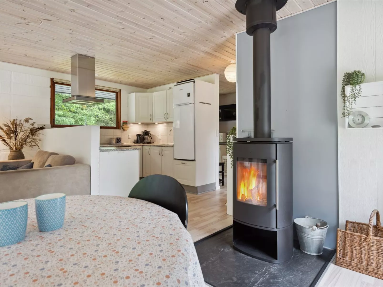 "Marta" - 1.5km from the sea-Inside