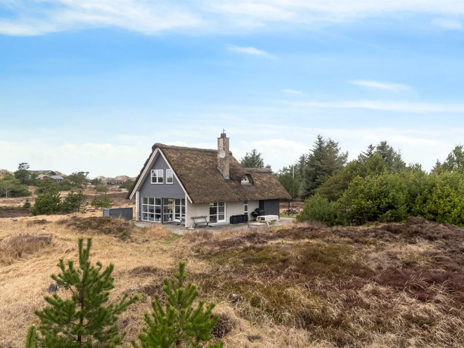 "Andrine" - 700m from the sea-Outside