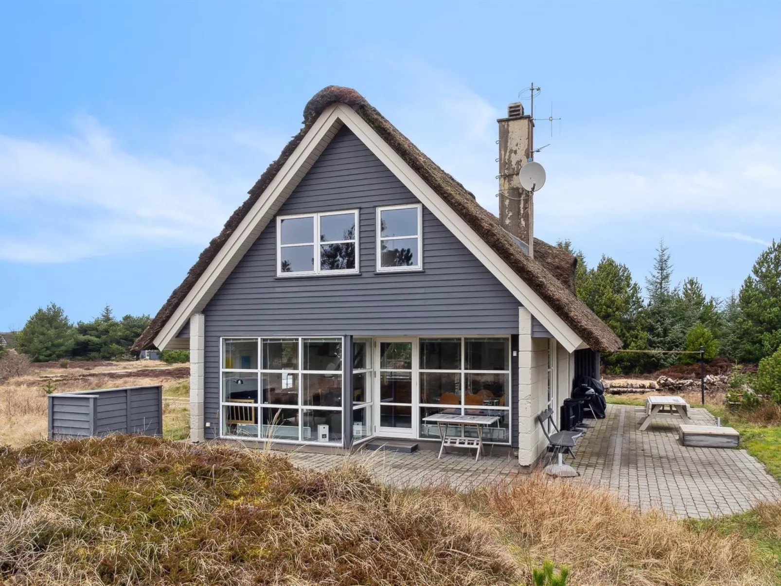 "Andrine" - 700m from the sea-Outside