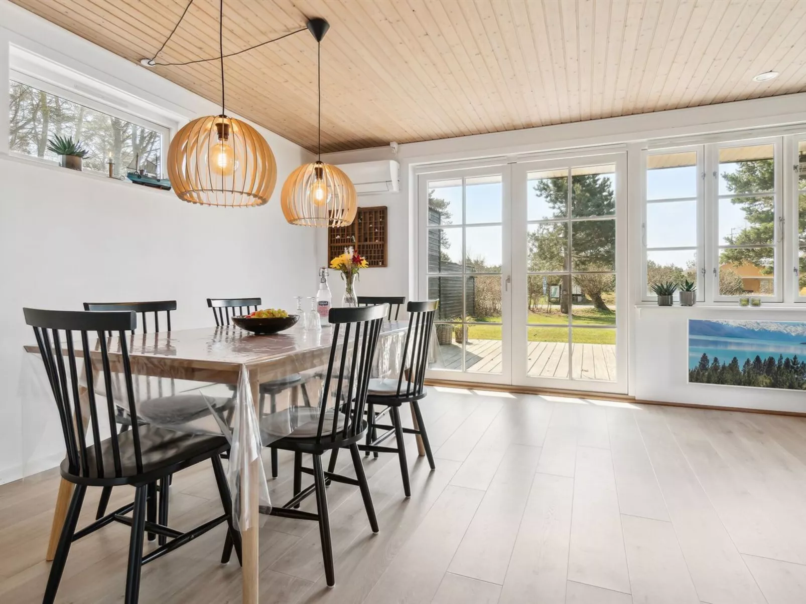 "Peadda" - 150m from the sea-Inside