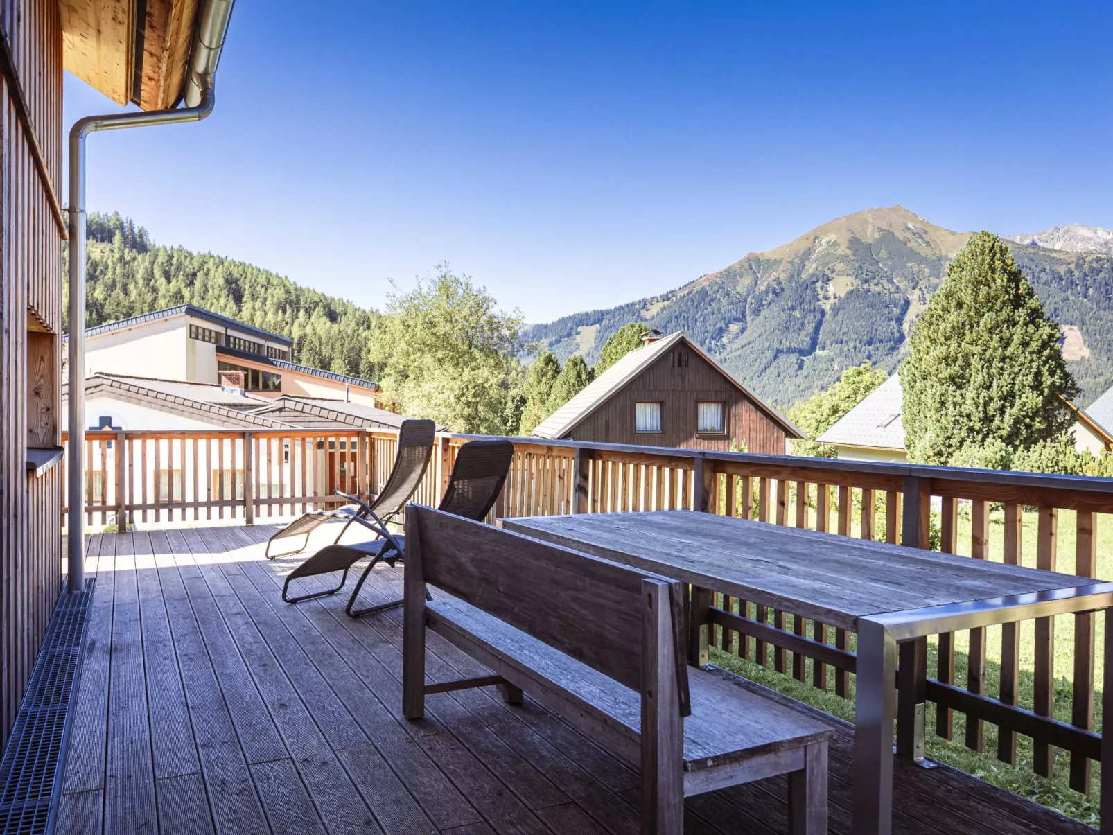 Premium #7 mit IR-Sauna&Sprudelbad-Outside