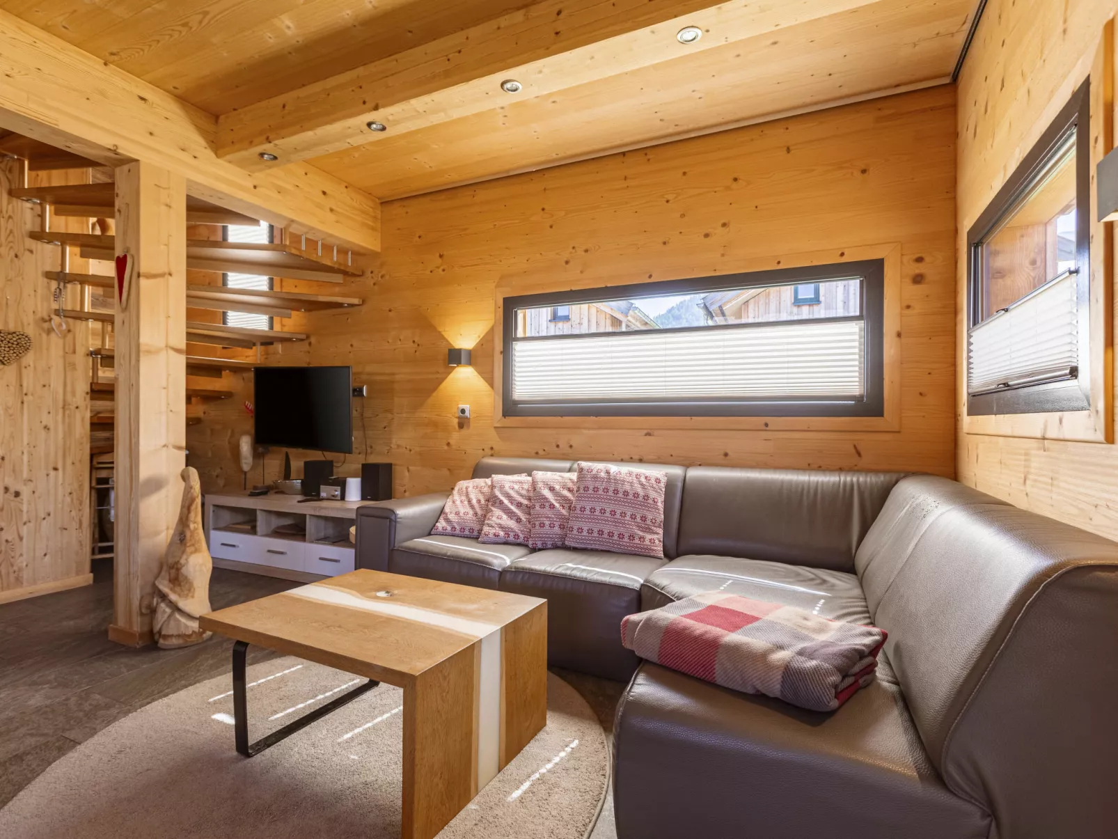 Premium #7 mit IR-Sauna&Sprudelbad-Inside