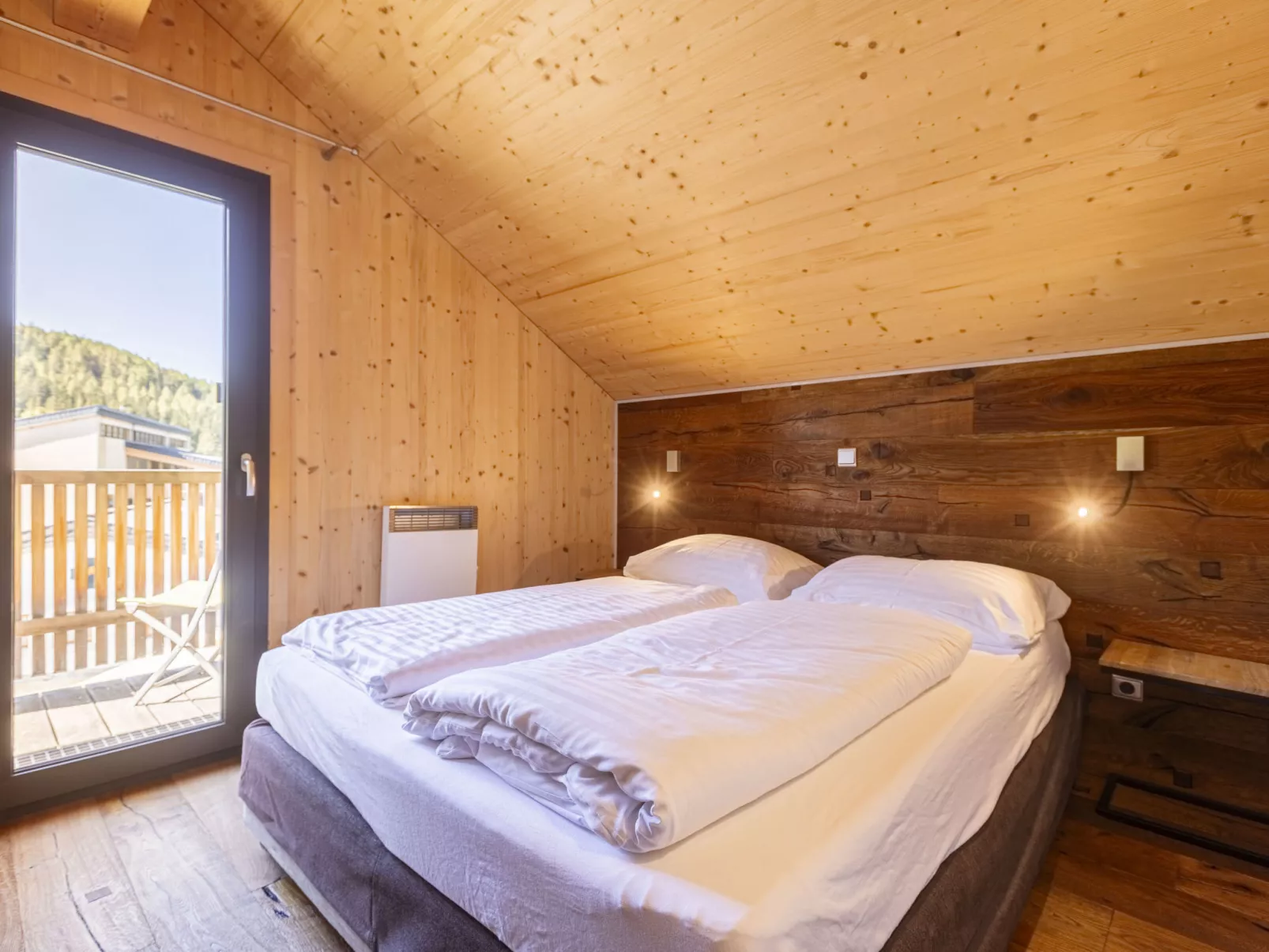 Premium #7 mit IR-Sauna&Sprudelbad-Inside