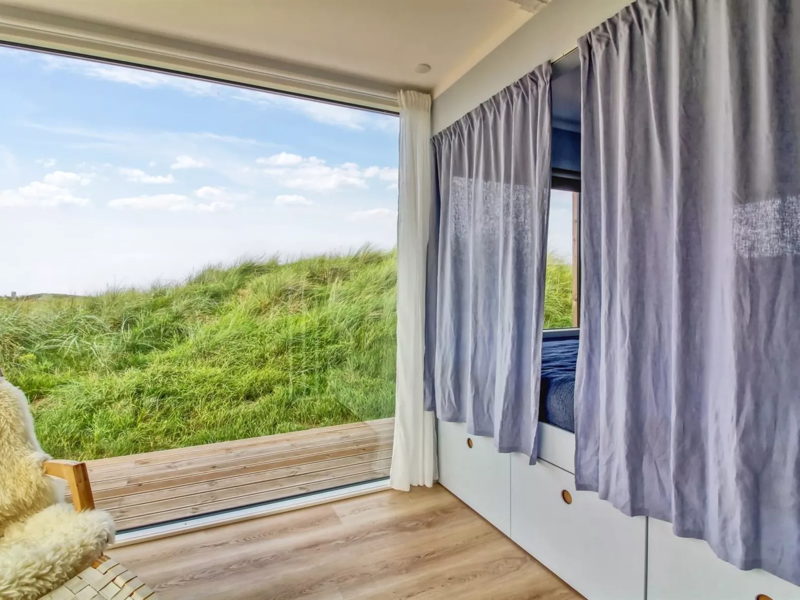 "Hoat" - 300m from the sea-Inside