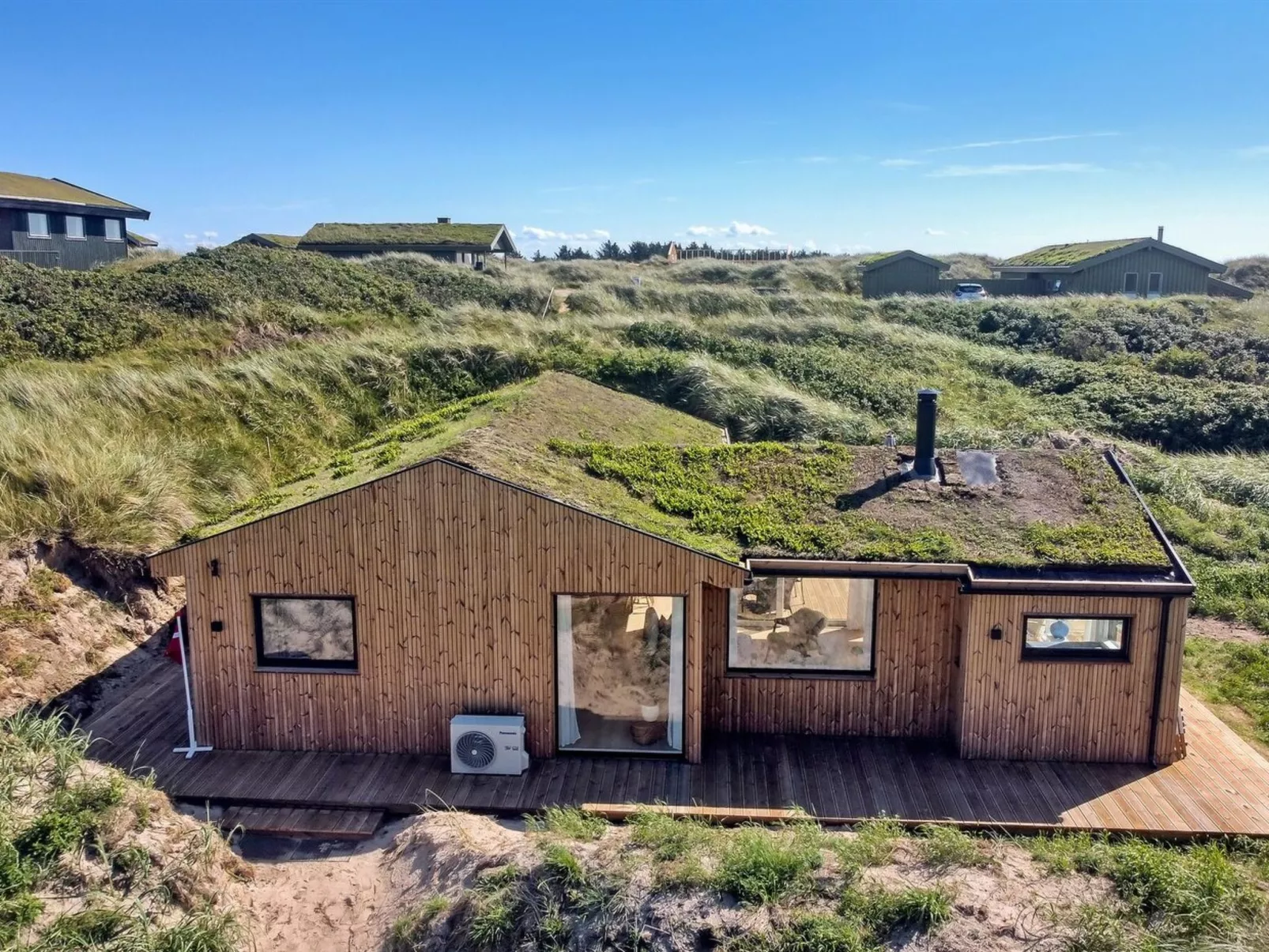 "Hoat" - 300m from the sea-Outside