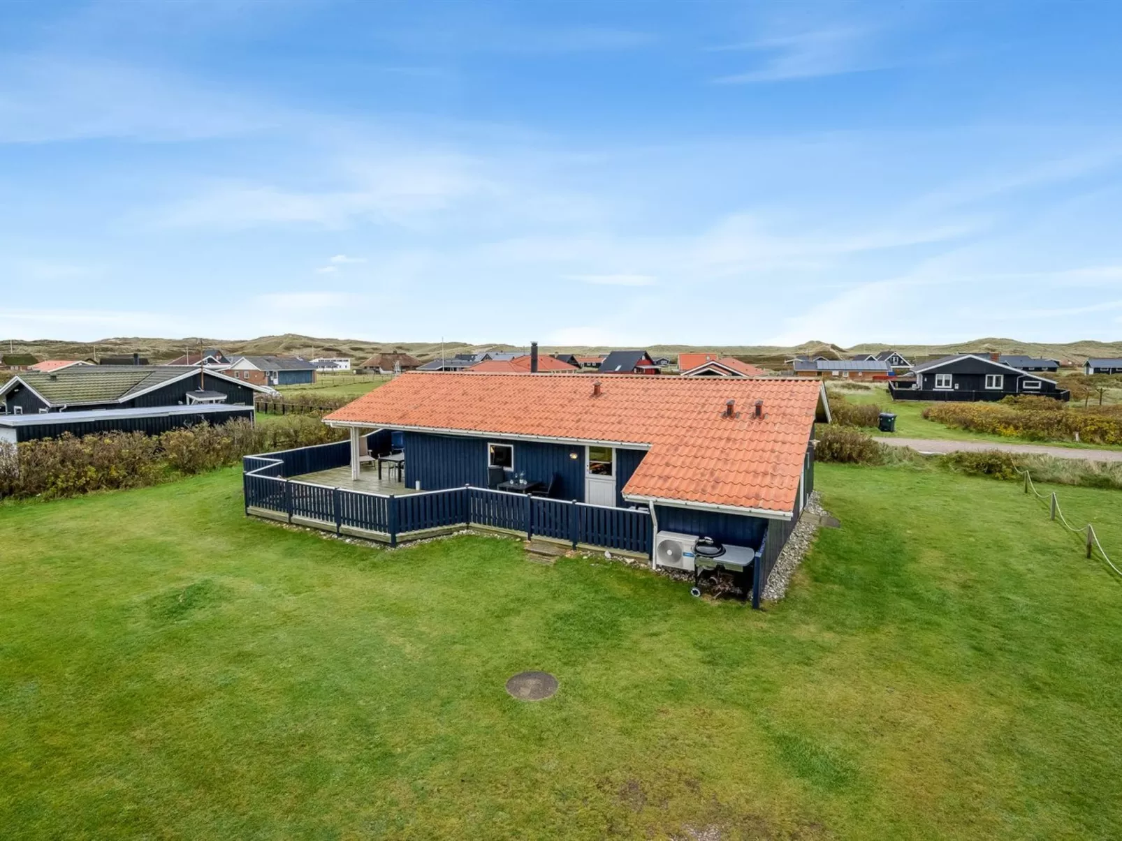 "Odmar" - 300m from the sea-Outside