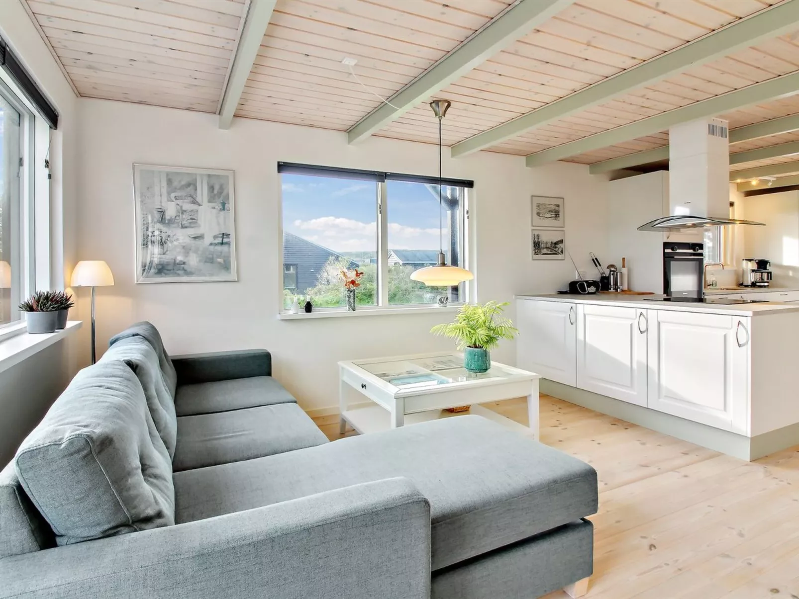 "Benda" - 348m from the sea-Inside