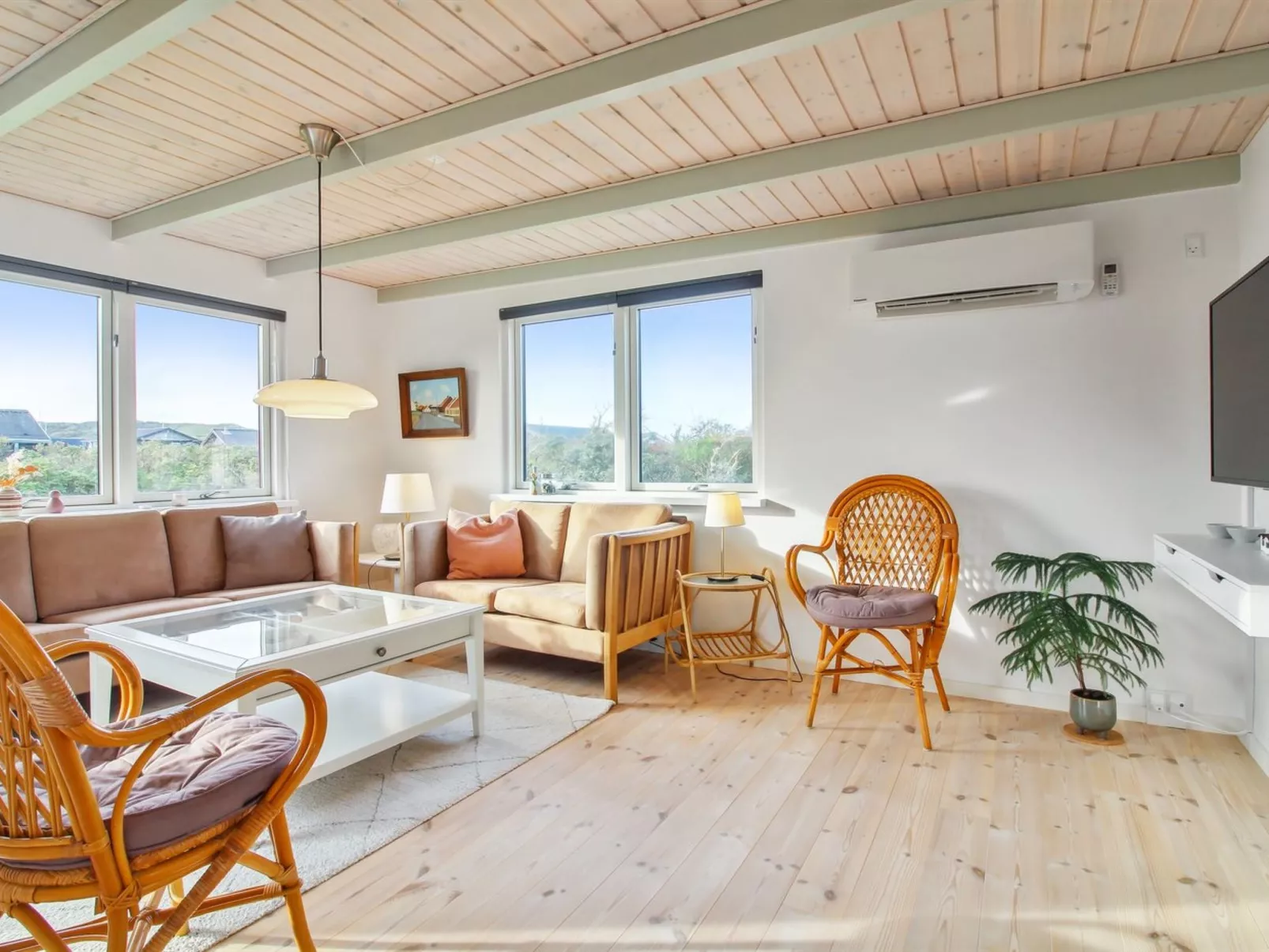 "Benda" - 348m from the sea-Inside